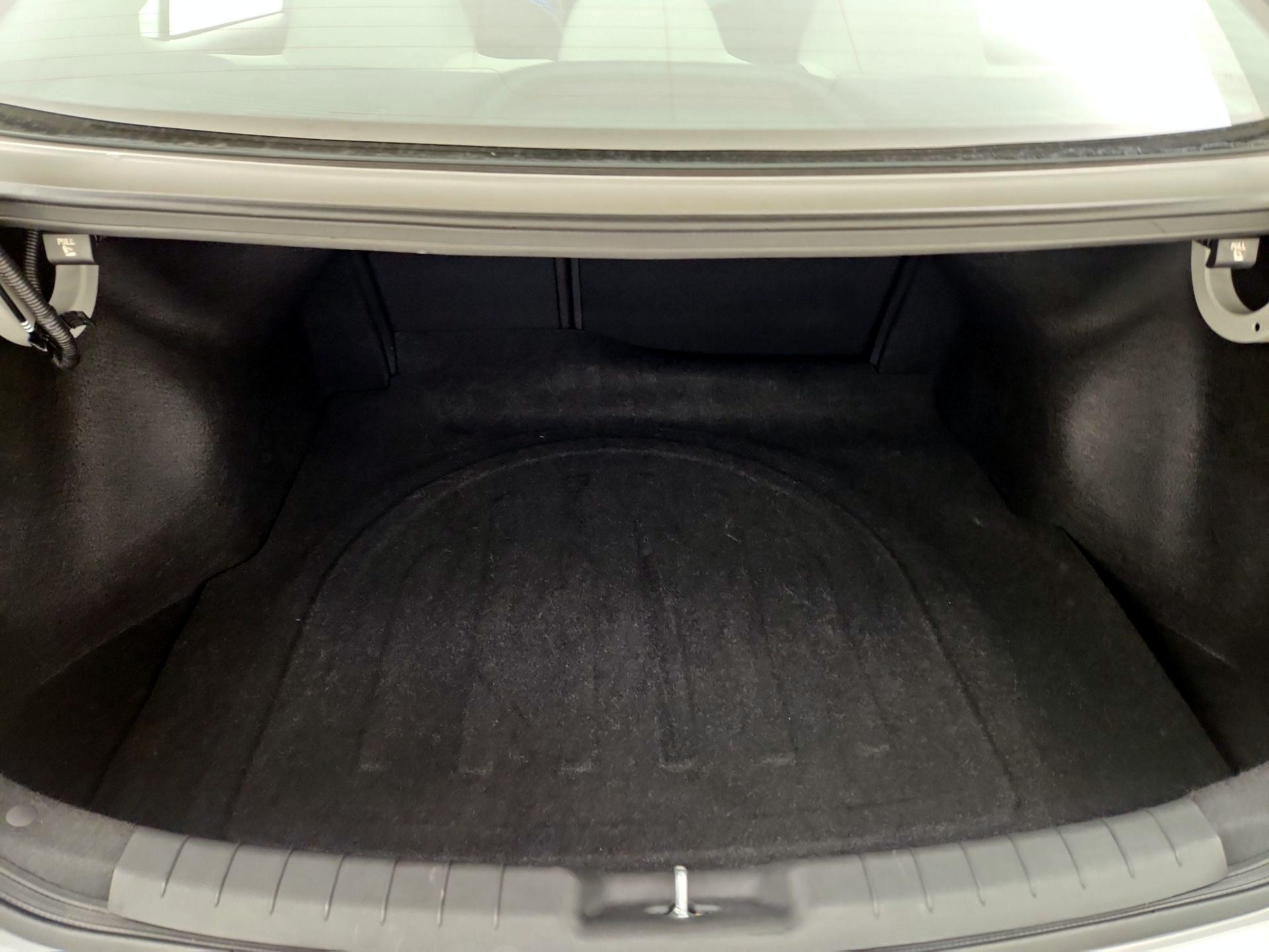 Thumbnail: 2020 Hyundai Elantra - 20