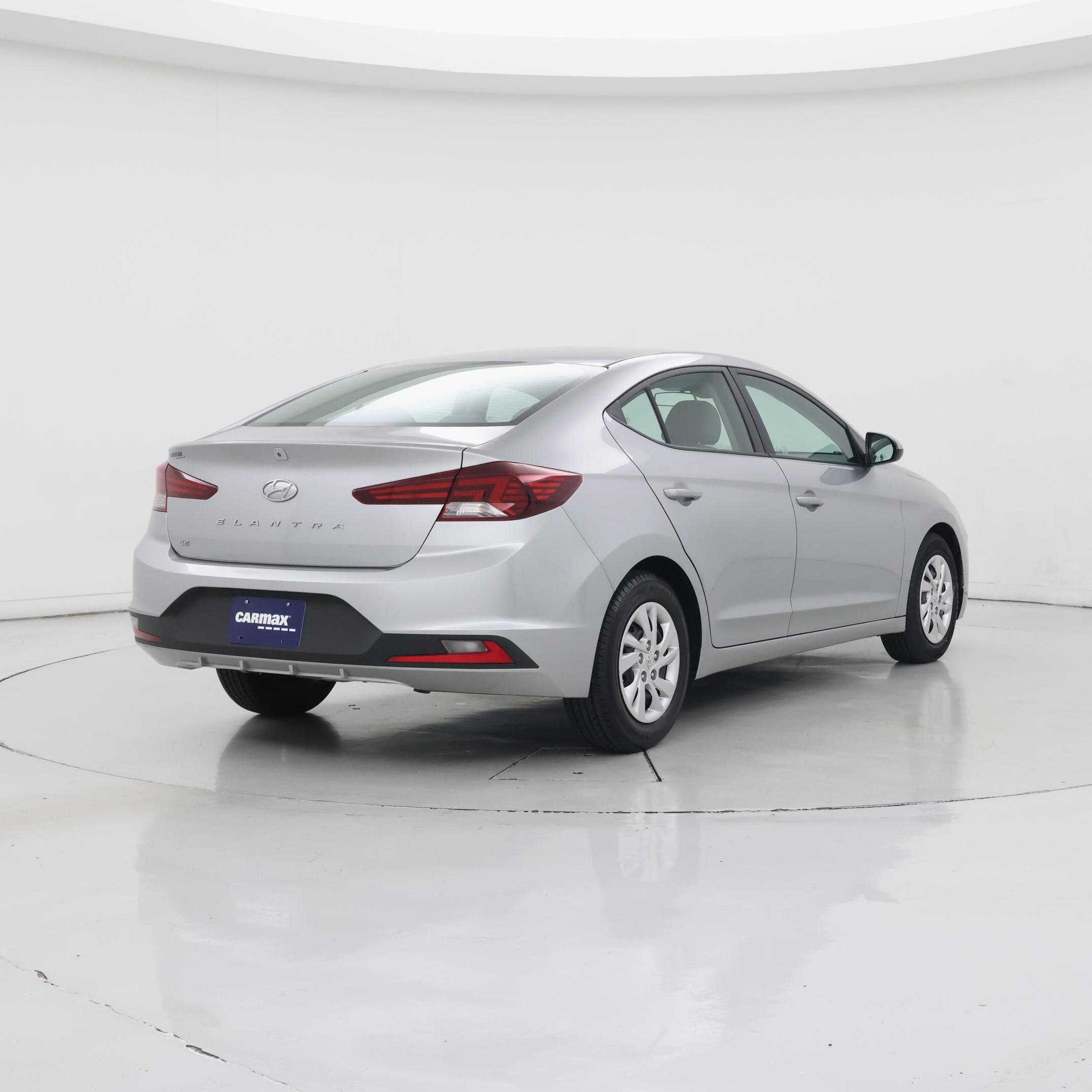 Thumbnail: 2020 Hyundai Elantra - 8