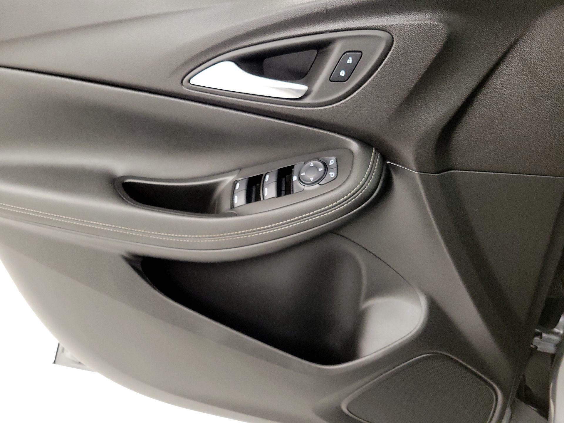 Thumbnail: 2025 Buick Encore GX - 12