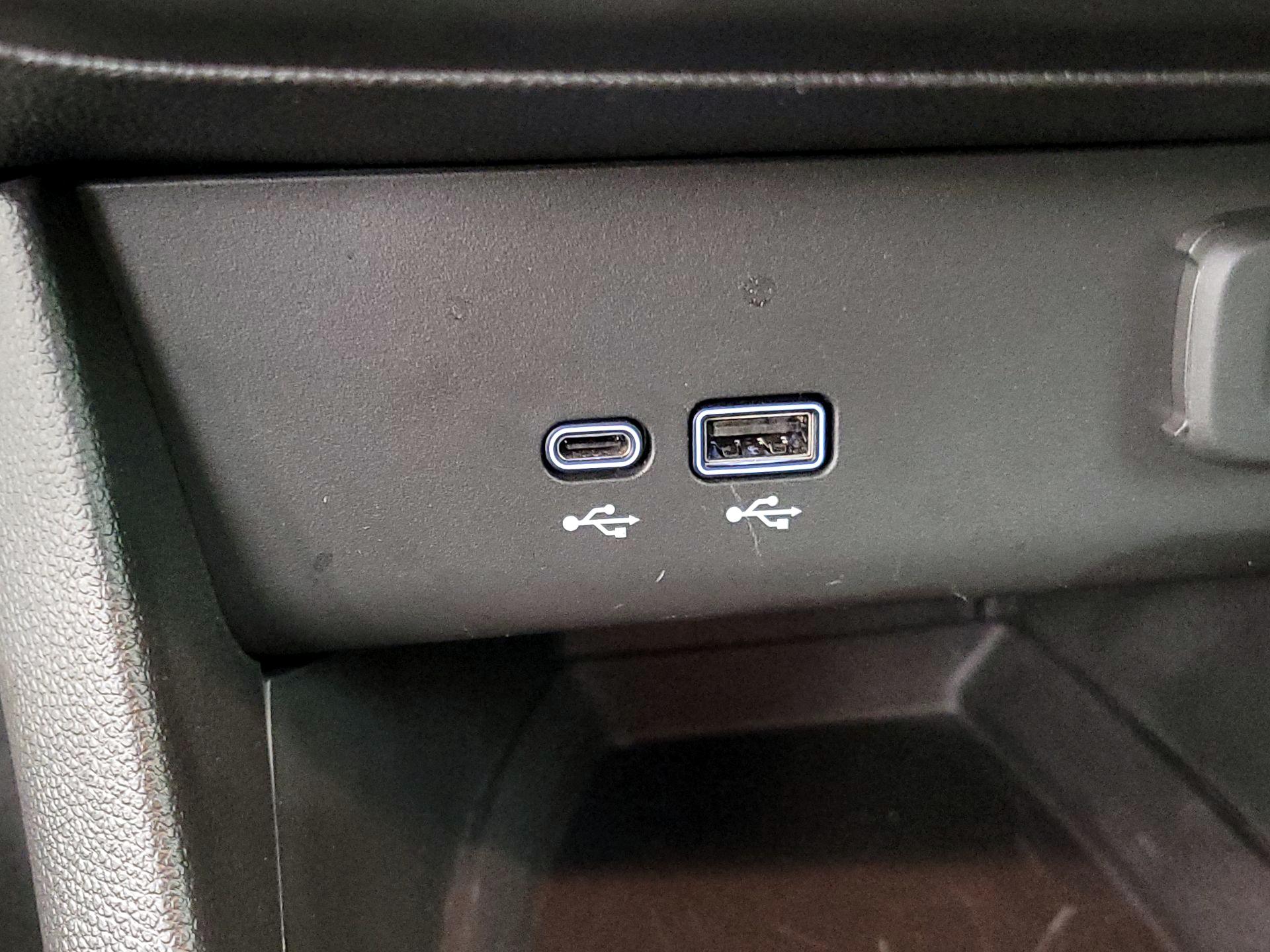 Thumbnail: 2025 Buick Encore GX - 18