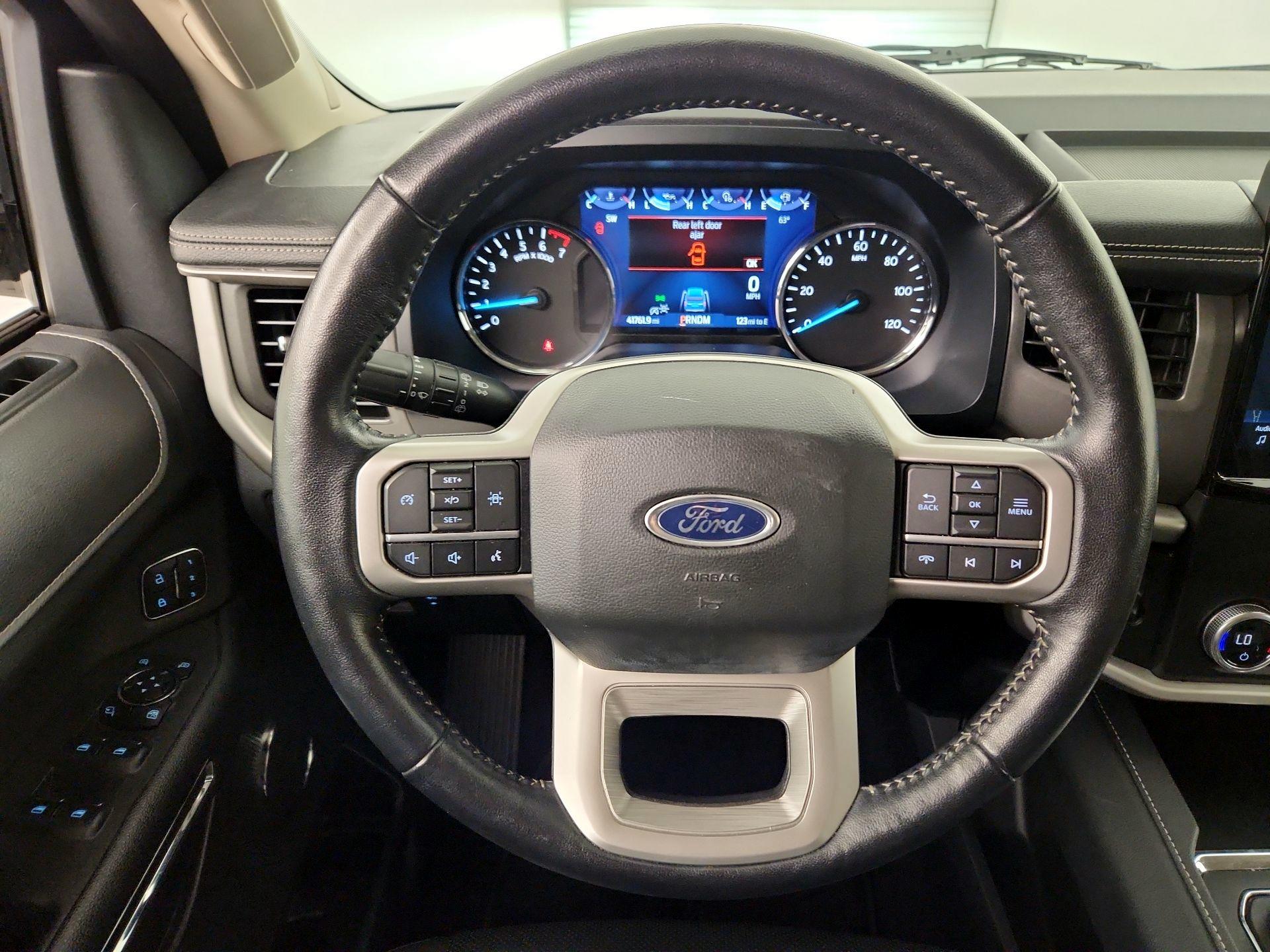 Thumbnail: 2023 Ford Expedition - 10