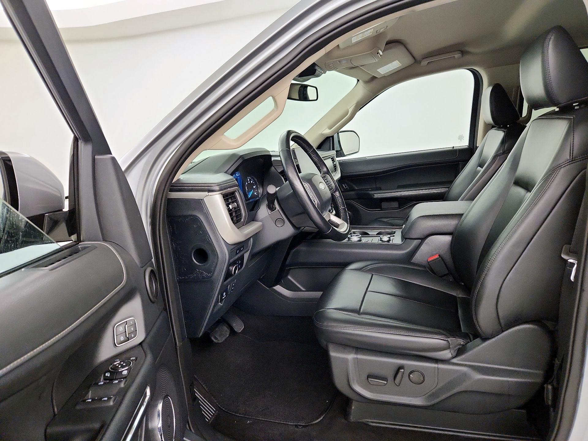 Thumbnail: 2023 Ford Expedition - 11