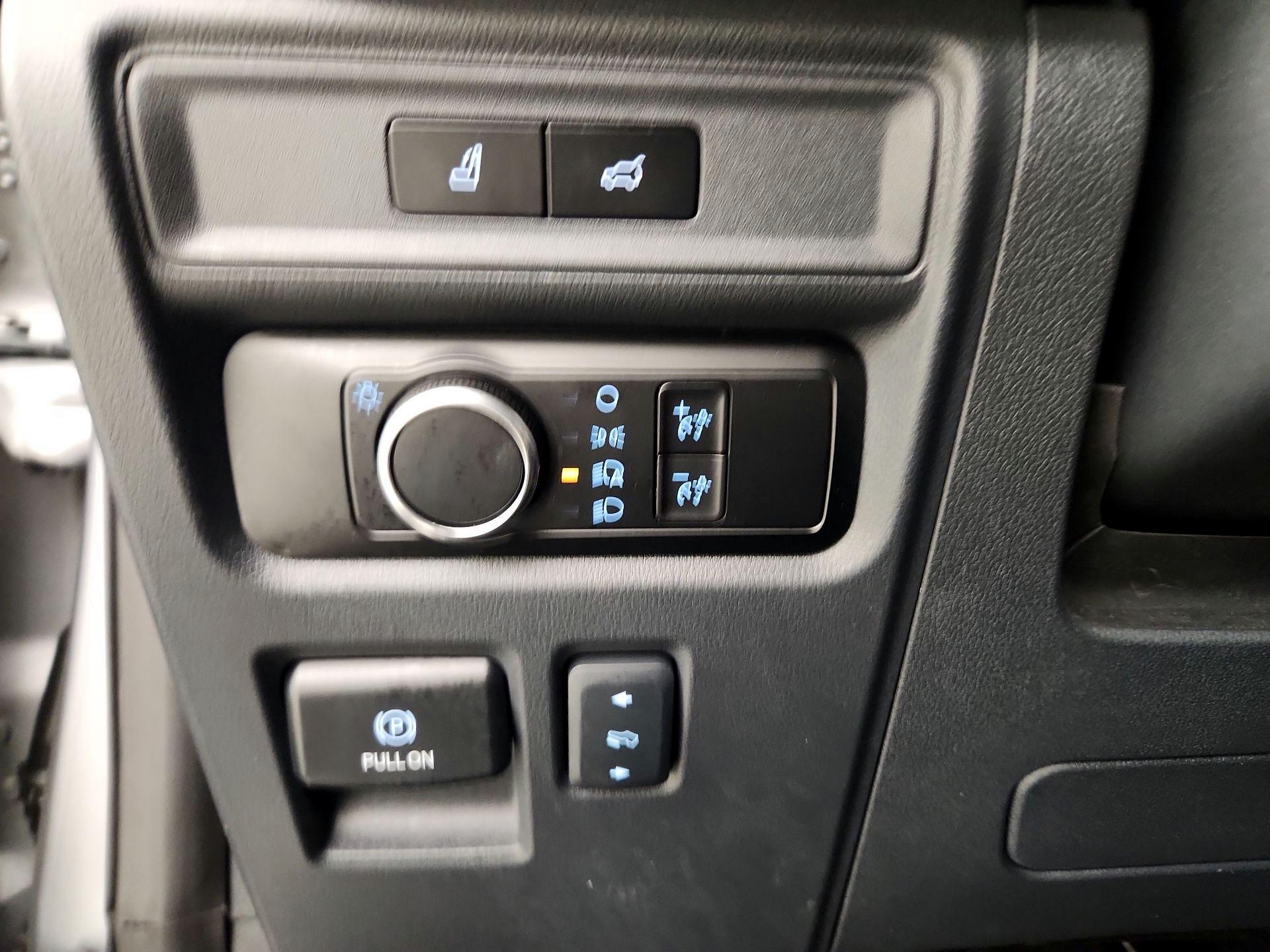 Thumbnail: 2023 Ford Expedition - 13