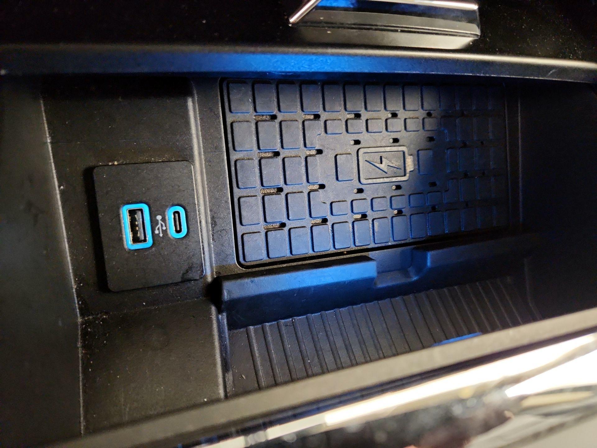 Thumbnail: 2023 Ford Expedition - 19