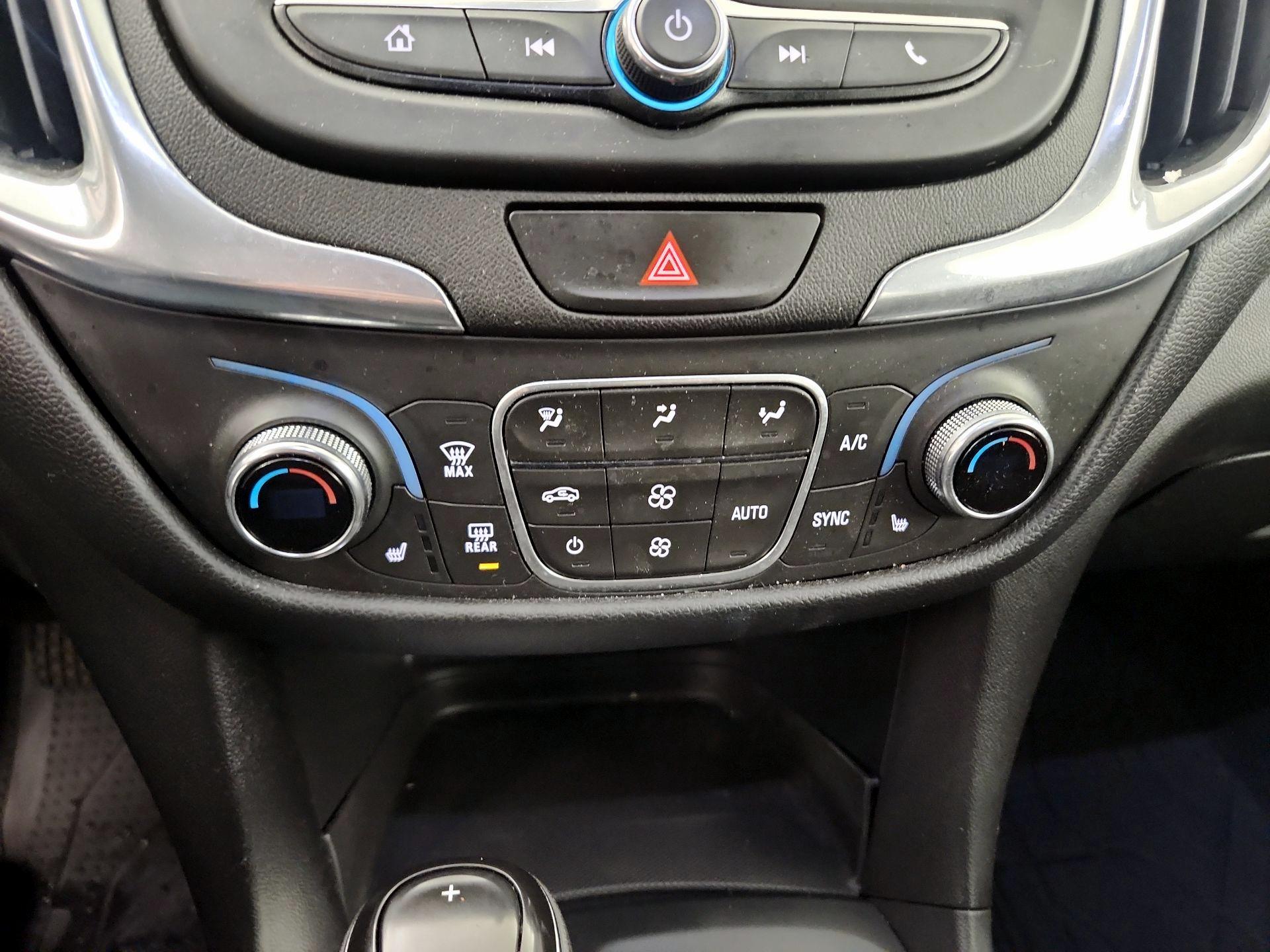 Thumbnail: 2020 Chevrolet Equinox - 16