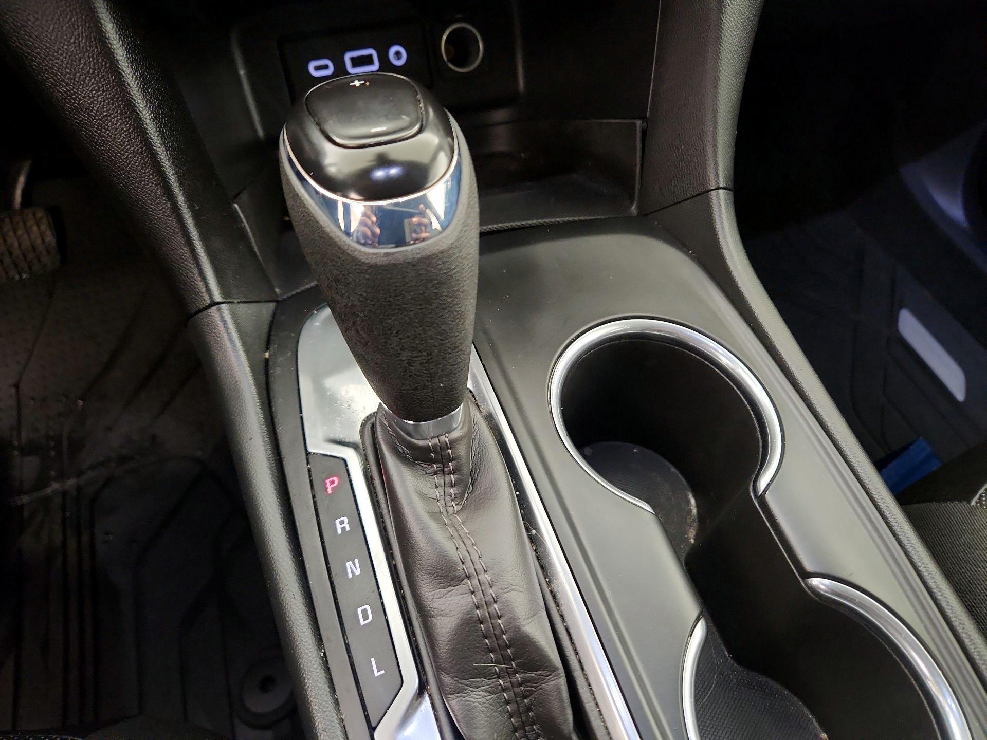 Thumbnail: 2020 Chevrolet Equinox - 17