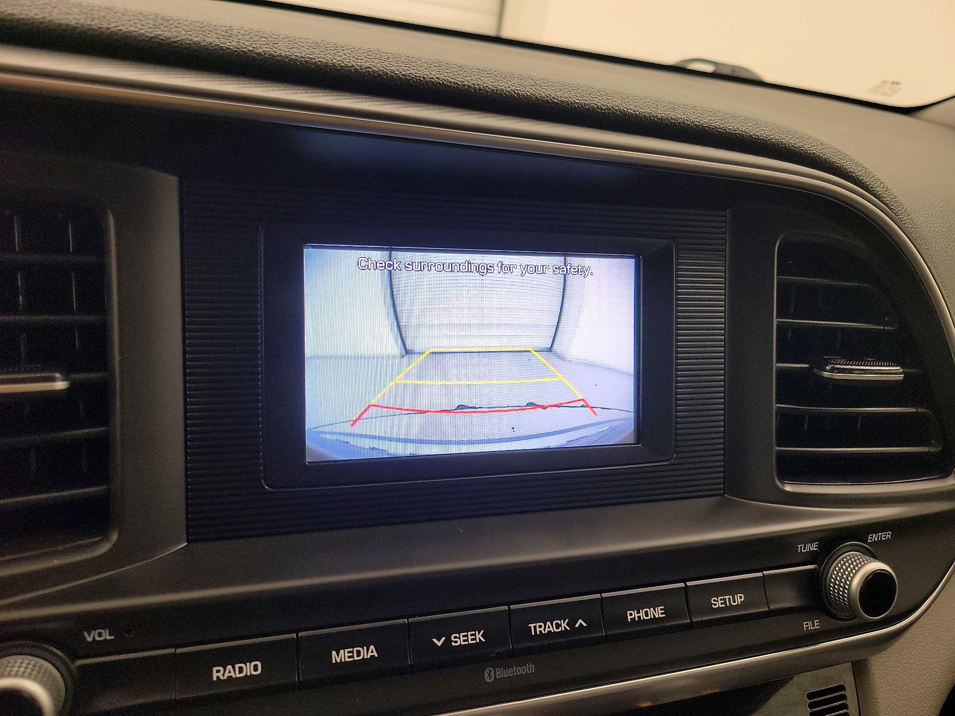 Thumbnail: 2020 Hyundai Elantra - 14