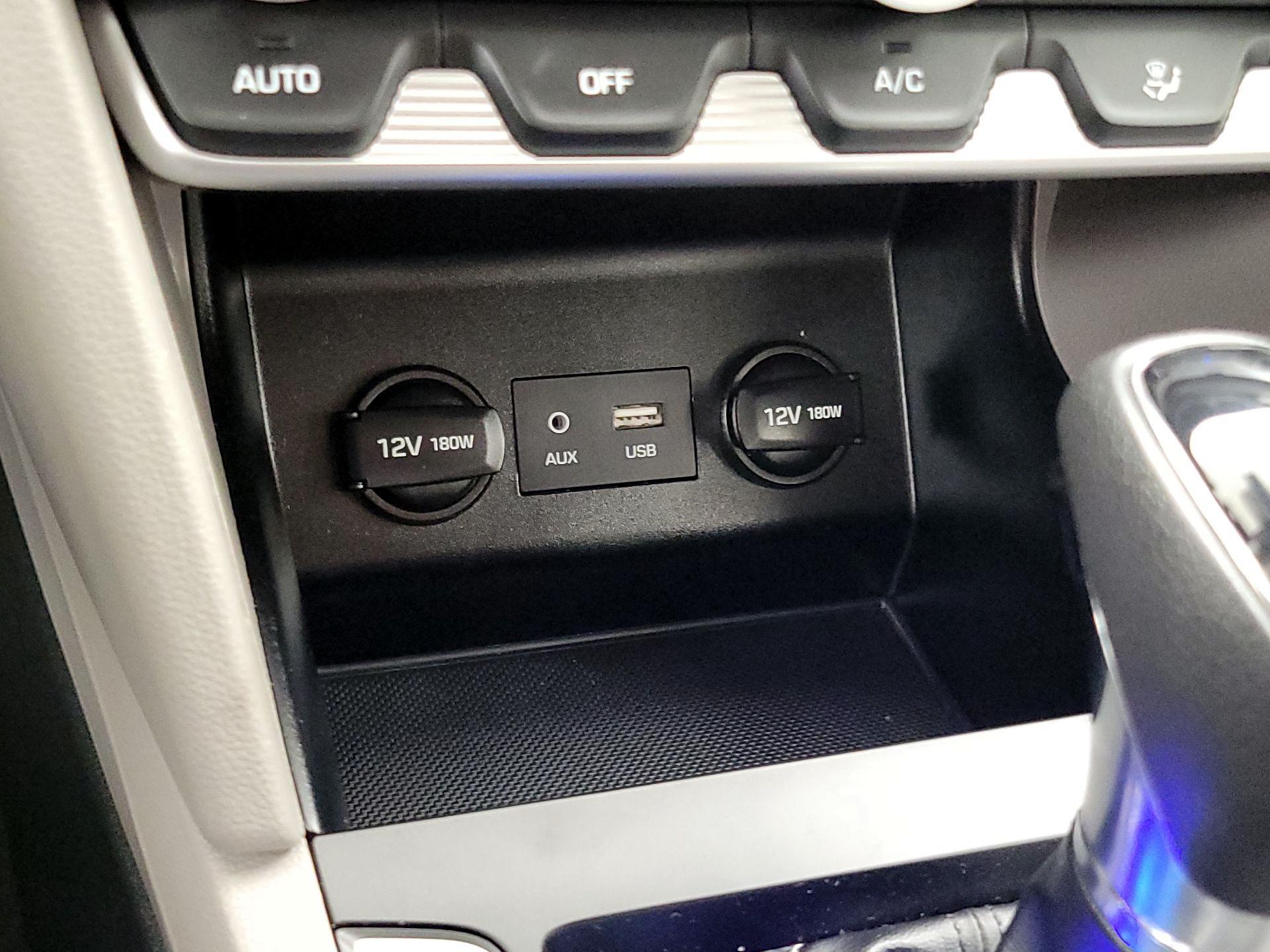 Thumbnail: 2020 Hyundai Elantra - 18