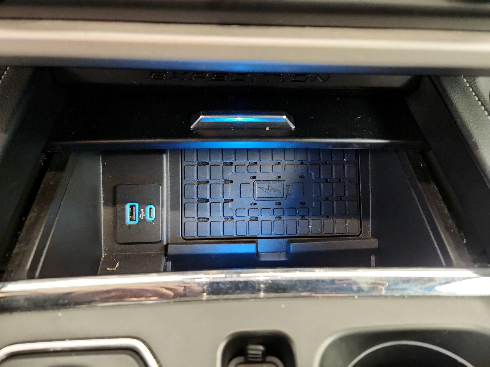 Thumbnail: 2024 Ford Expedition MAX - 19