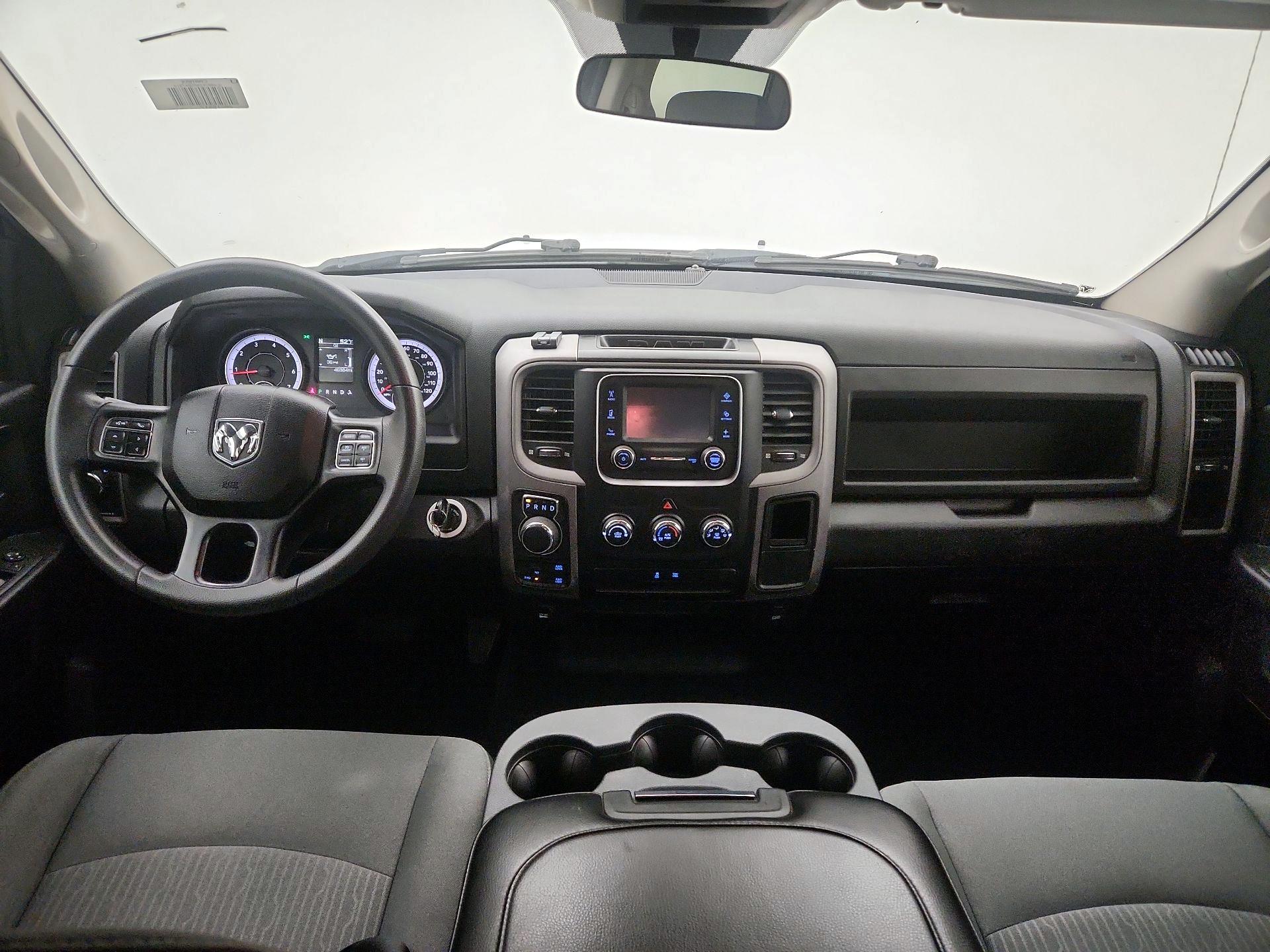 Thumbnail: 2023 RAM 1500 Classic - 9