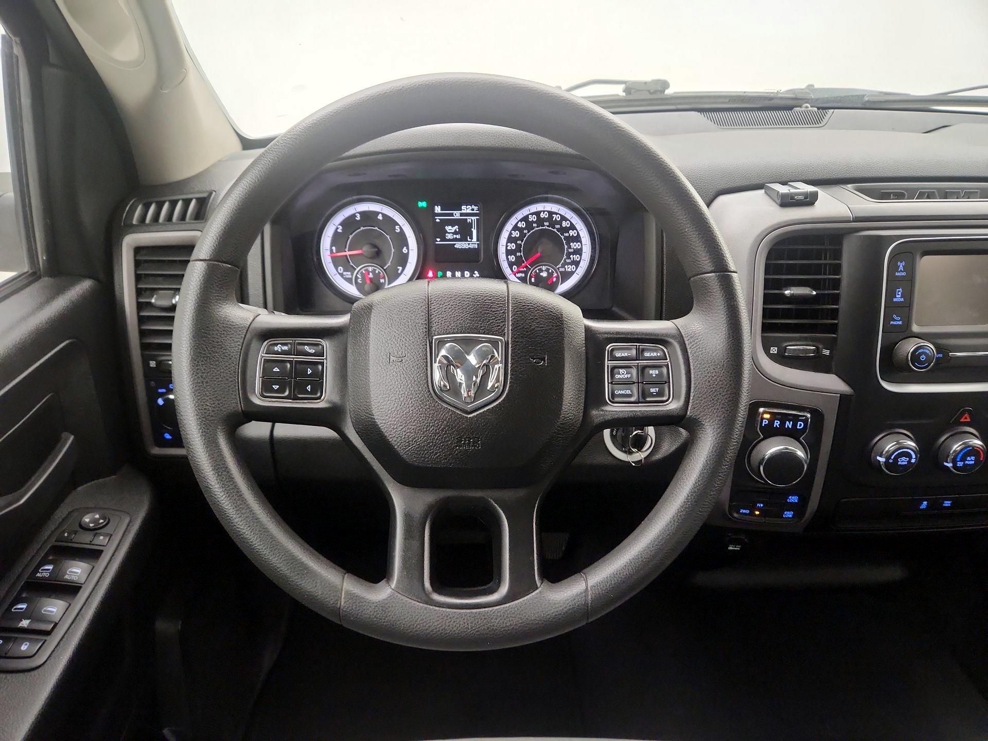 Thumbnail: 2023 RAM 1500 Classic - 10