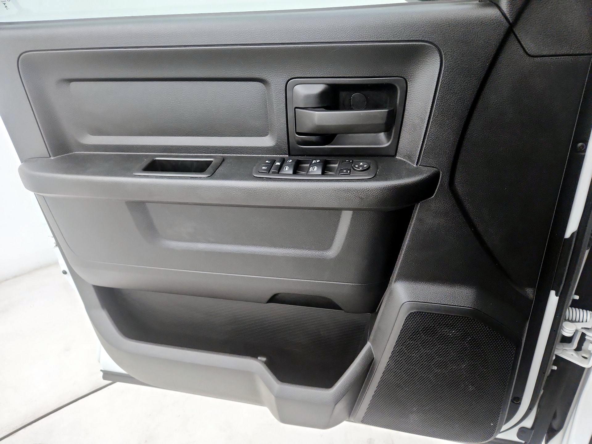 Thumbnail: 2023 RAM 1500 Classic - 12