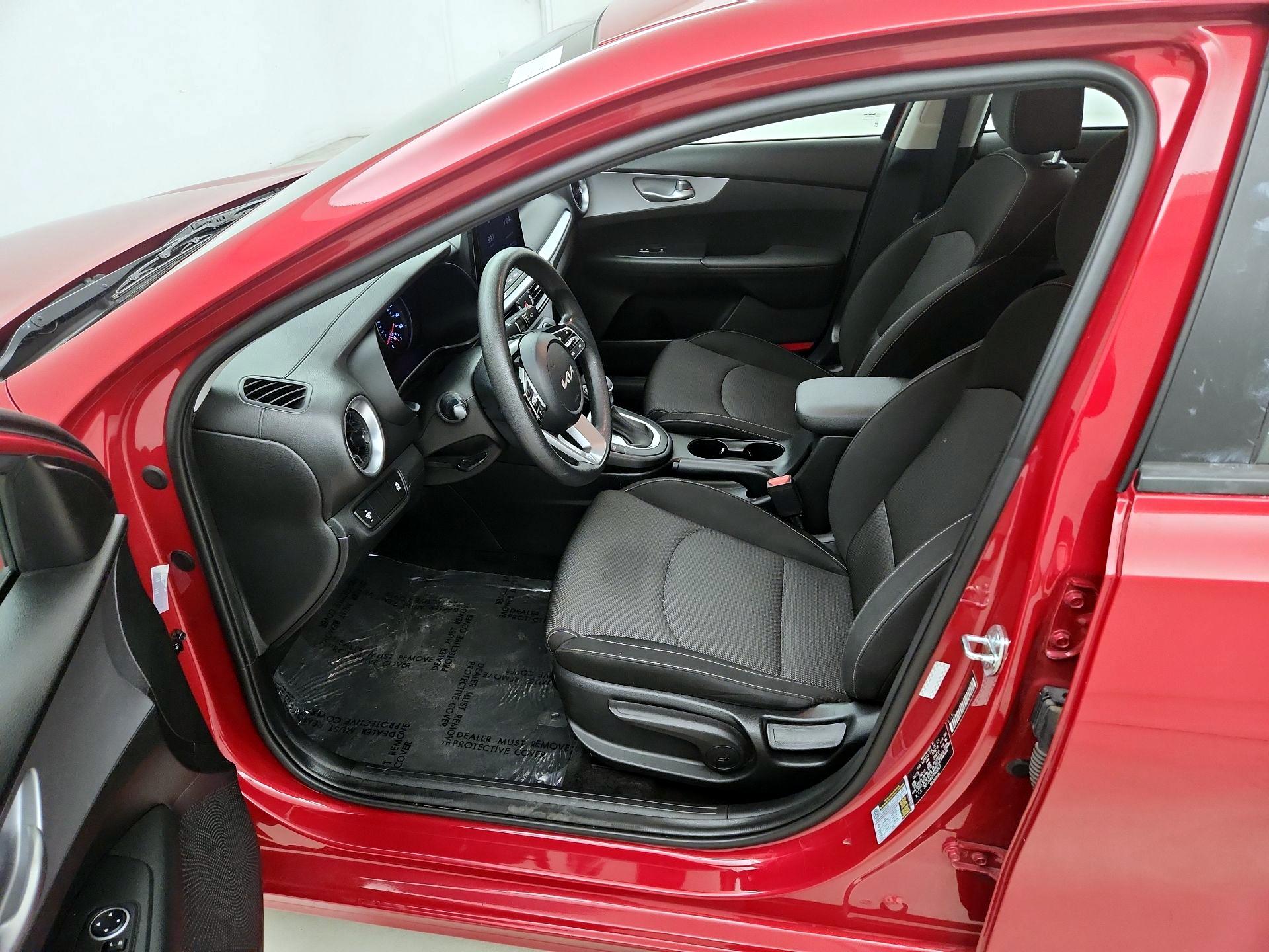 Thumbnail: 2023 Kia Forte - 11