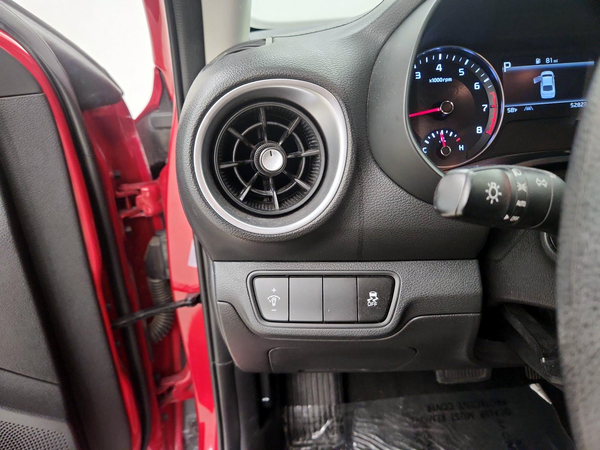 Thumbnail: 2023 Kia Forte - 13