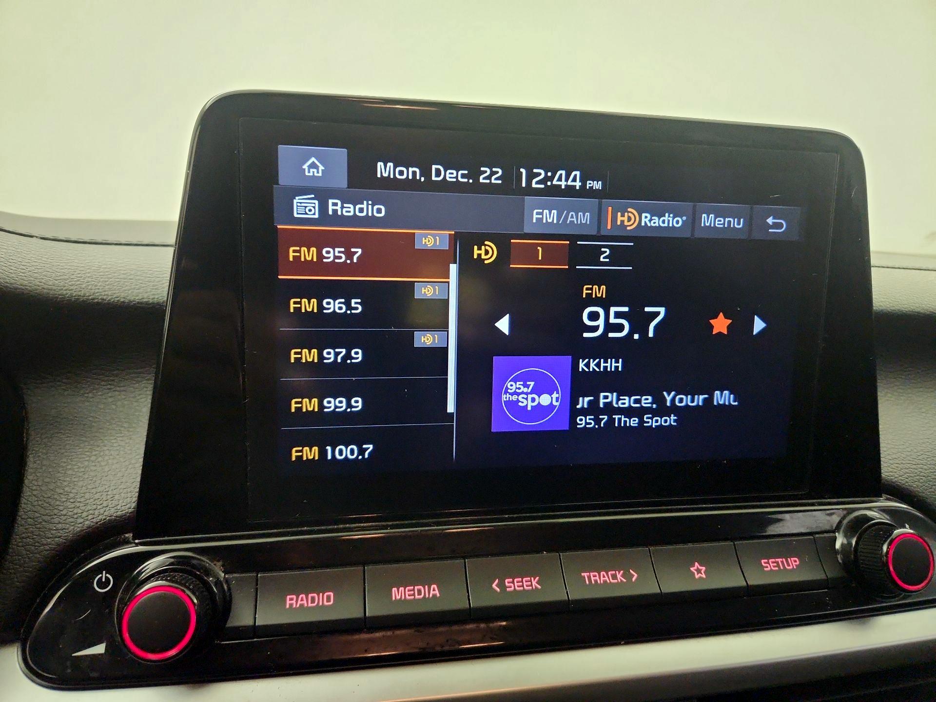 Thumbnail: 2023 Kia Forte - 15