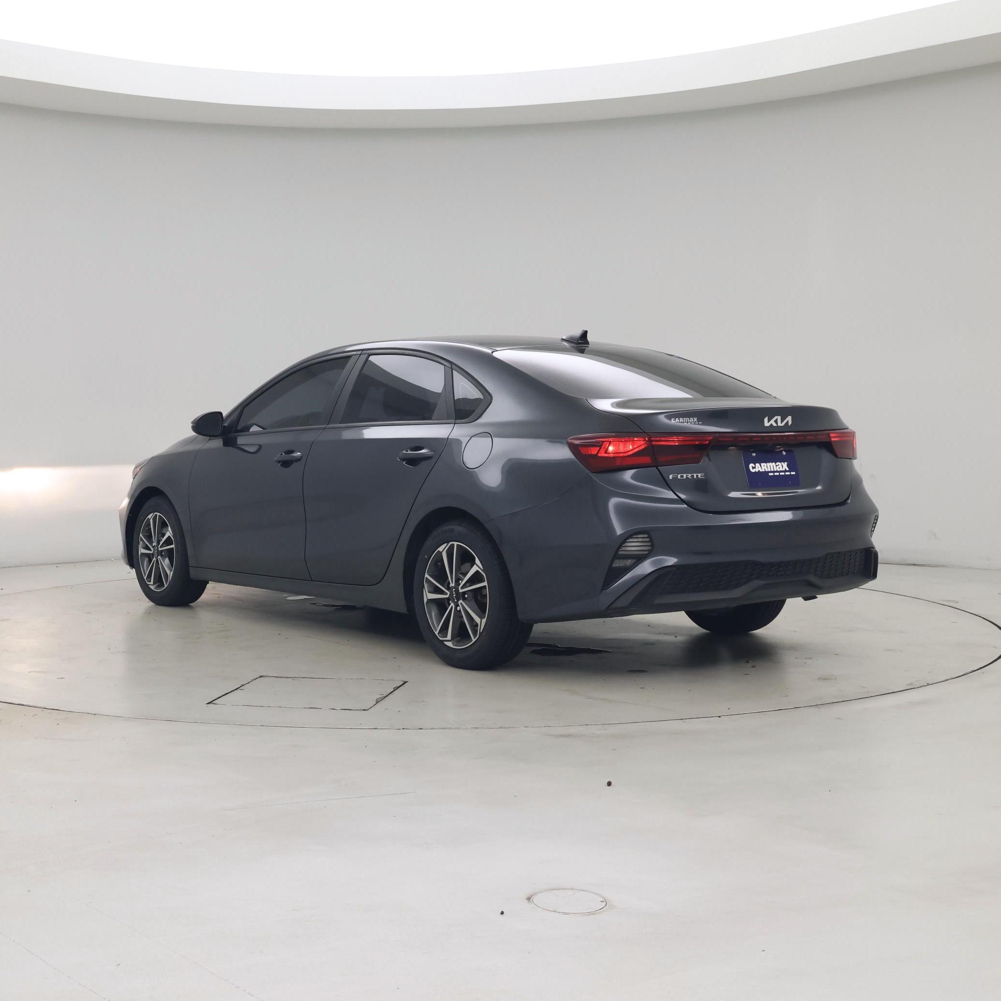 Thumbnail: 2023 Kia Forte - 2