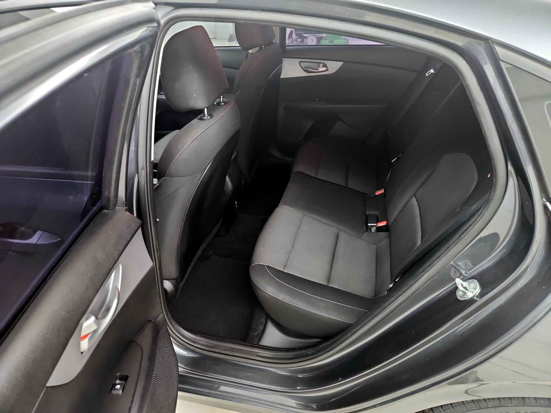 Thumbnail: 2023 Kia Forte - 19