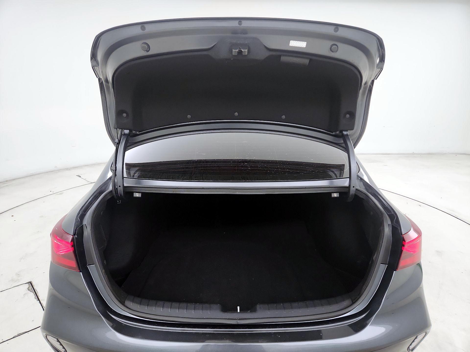 Thumbnail: 2023 Kia Forte - 20