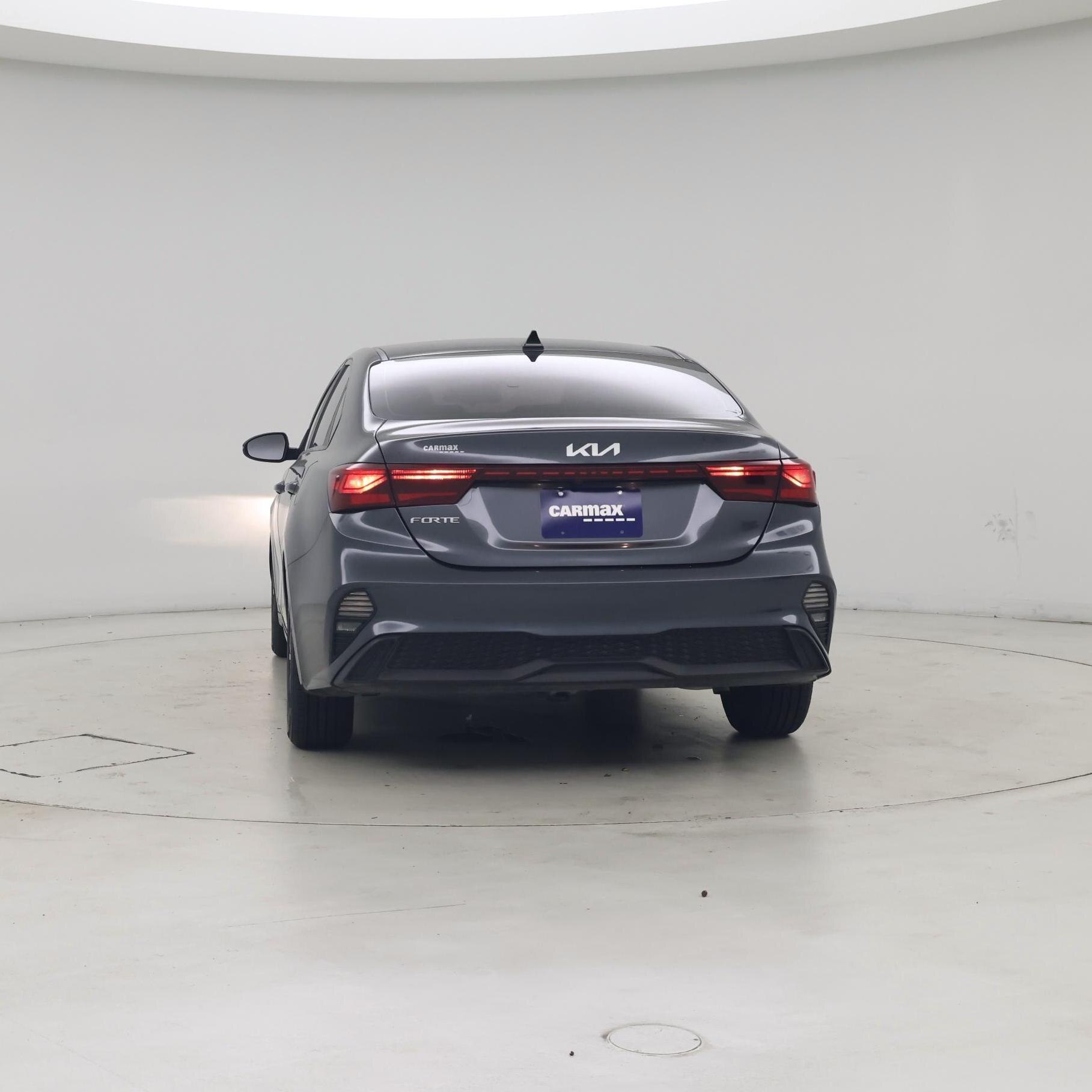 Thumbnail: 2023 Kia Forte - 6