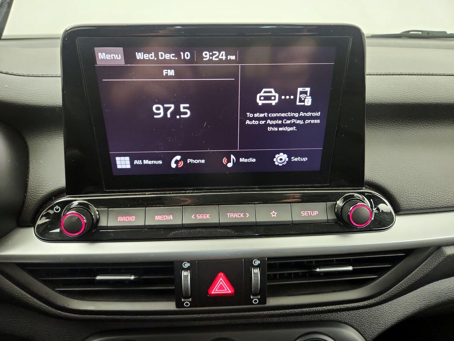 Thumbnail: 2024 Kia Forte - 13