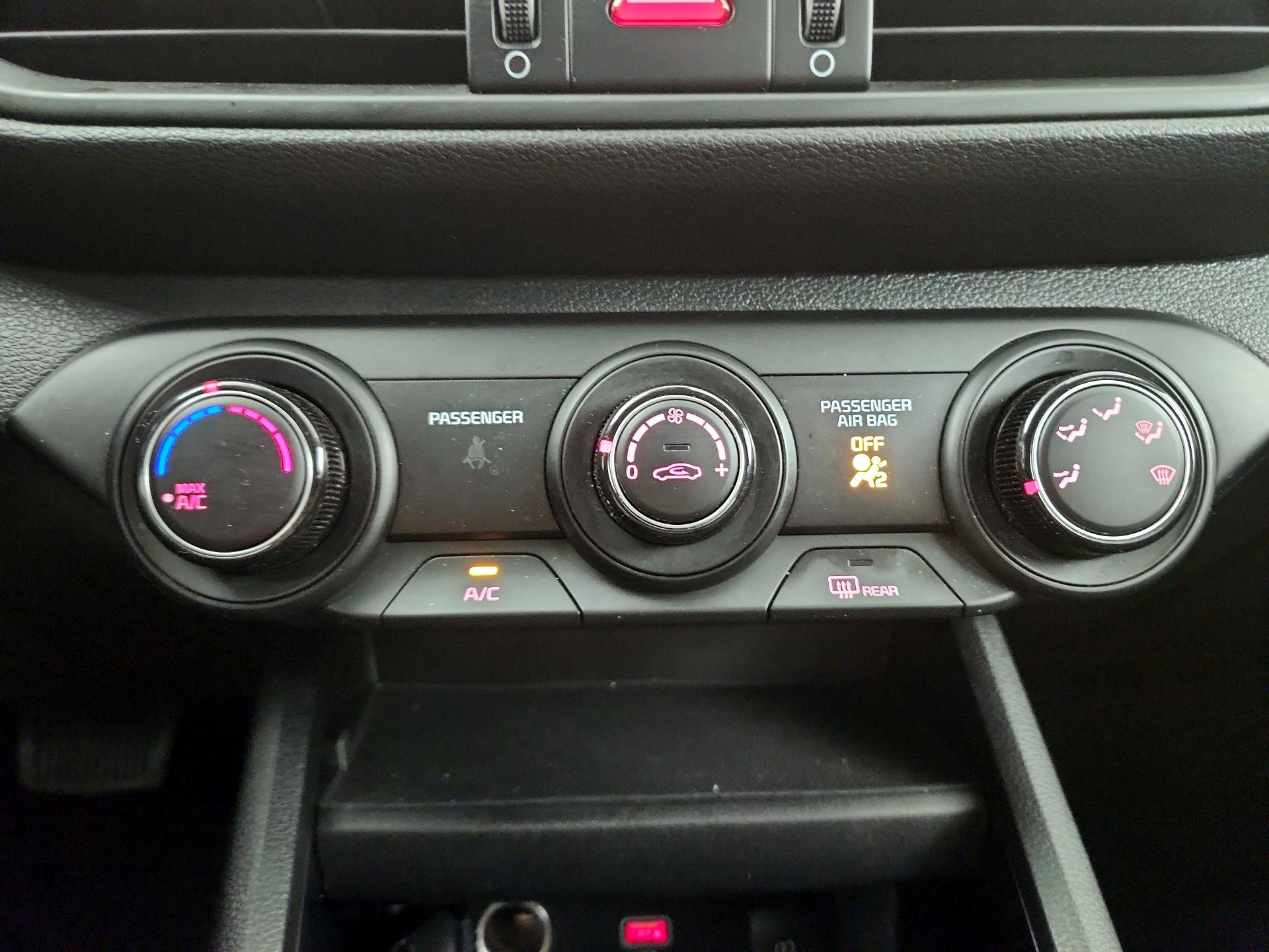 Thumbnail: 2024 Kia Forte - 14