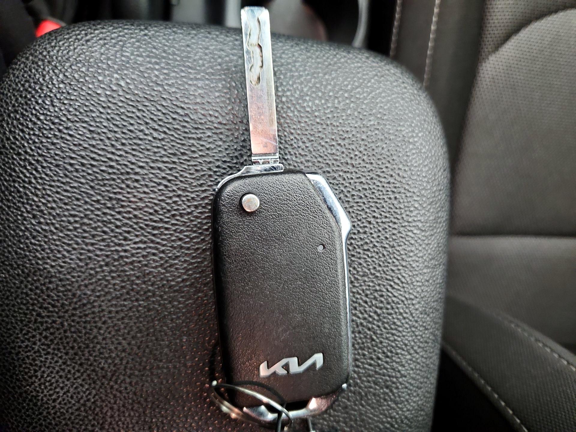 Thumbnail: 2024 Kia Forte - 18