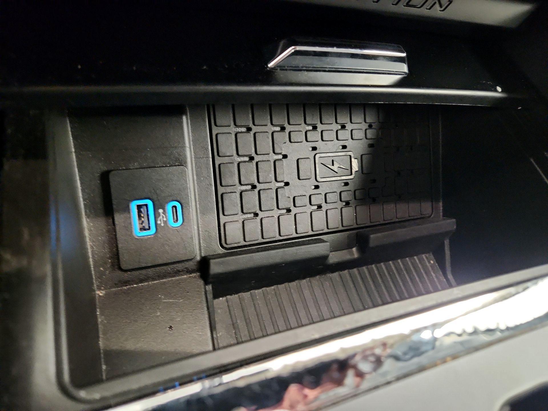 Thumbnail: 2024 Ford Expedition MAX - 19