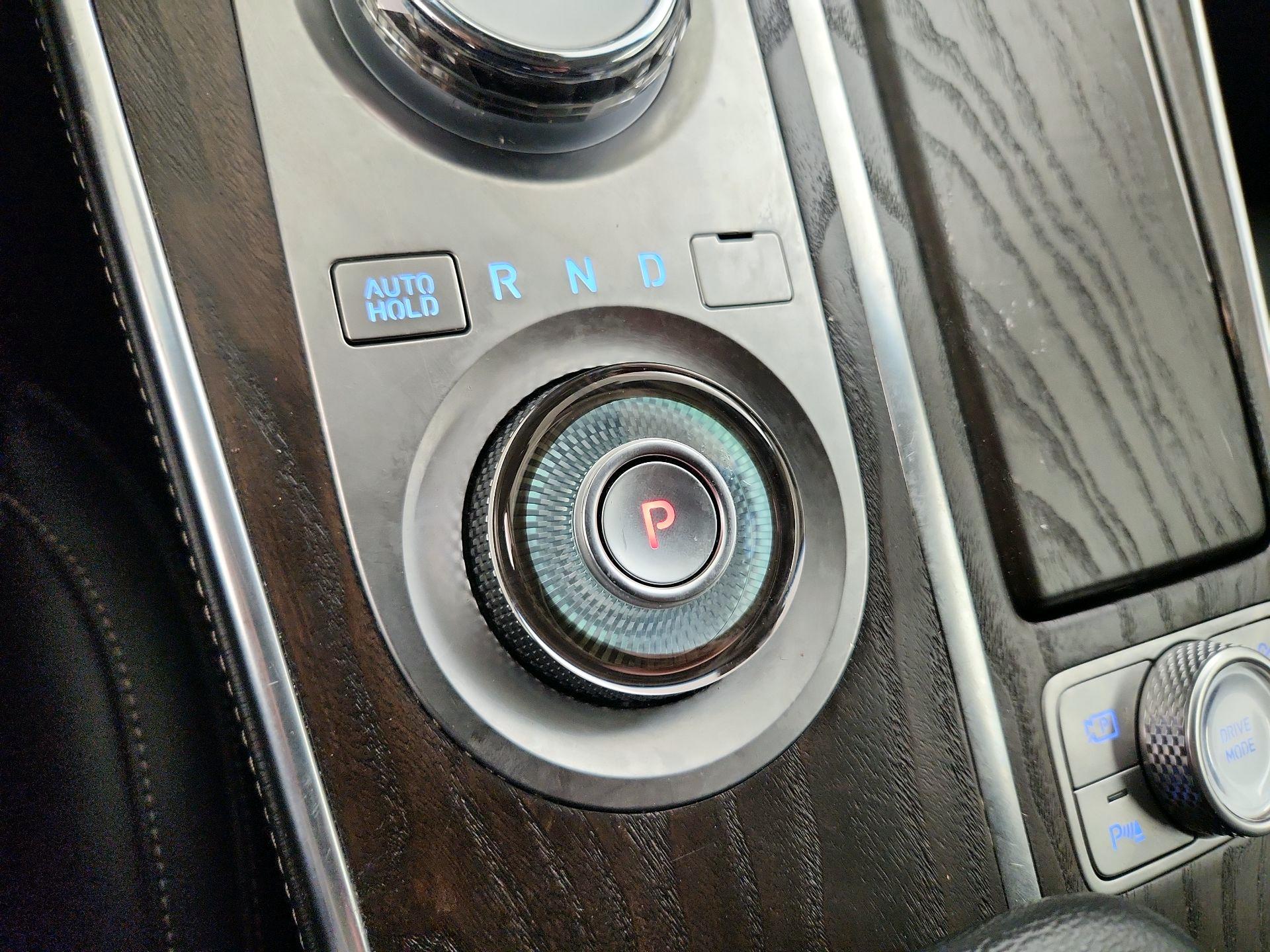 Thumbnail: 2024 Genesis GV80 - 18