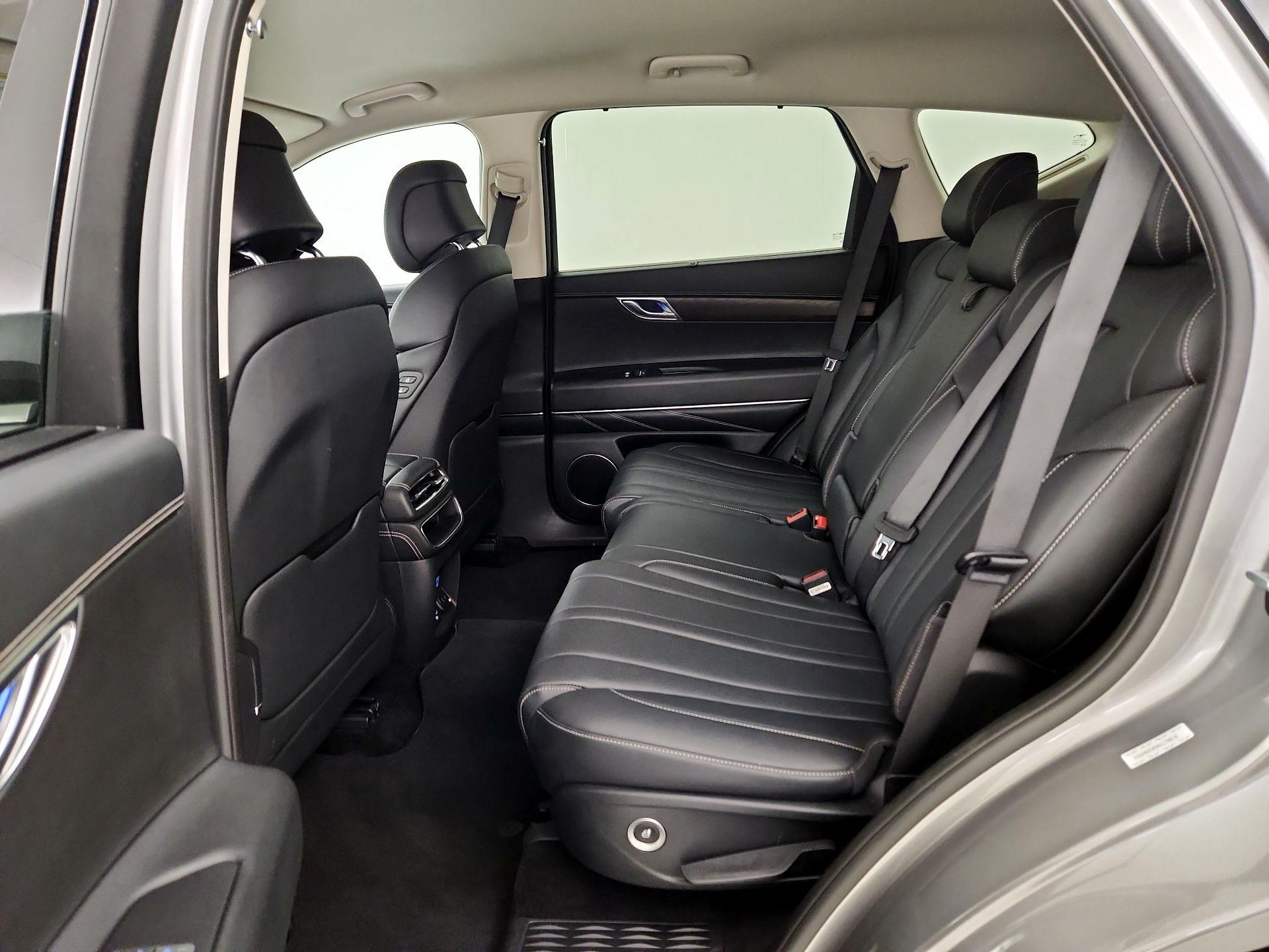 Thumbnail: 2024 Genesis GV80 - 20