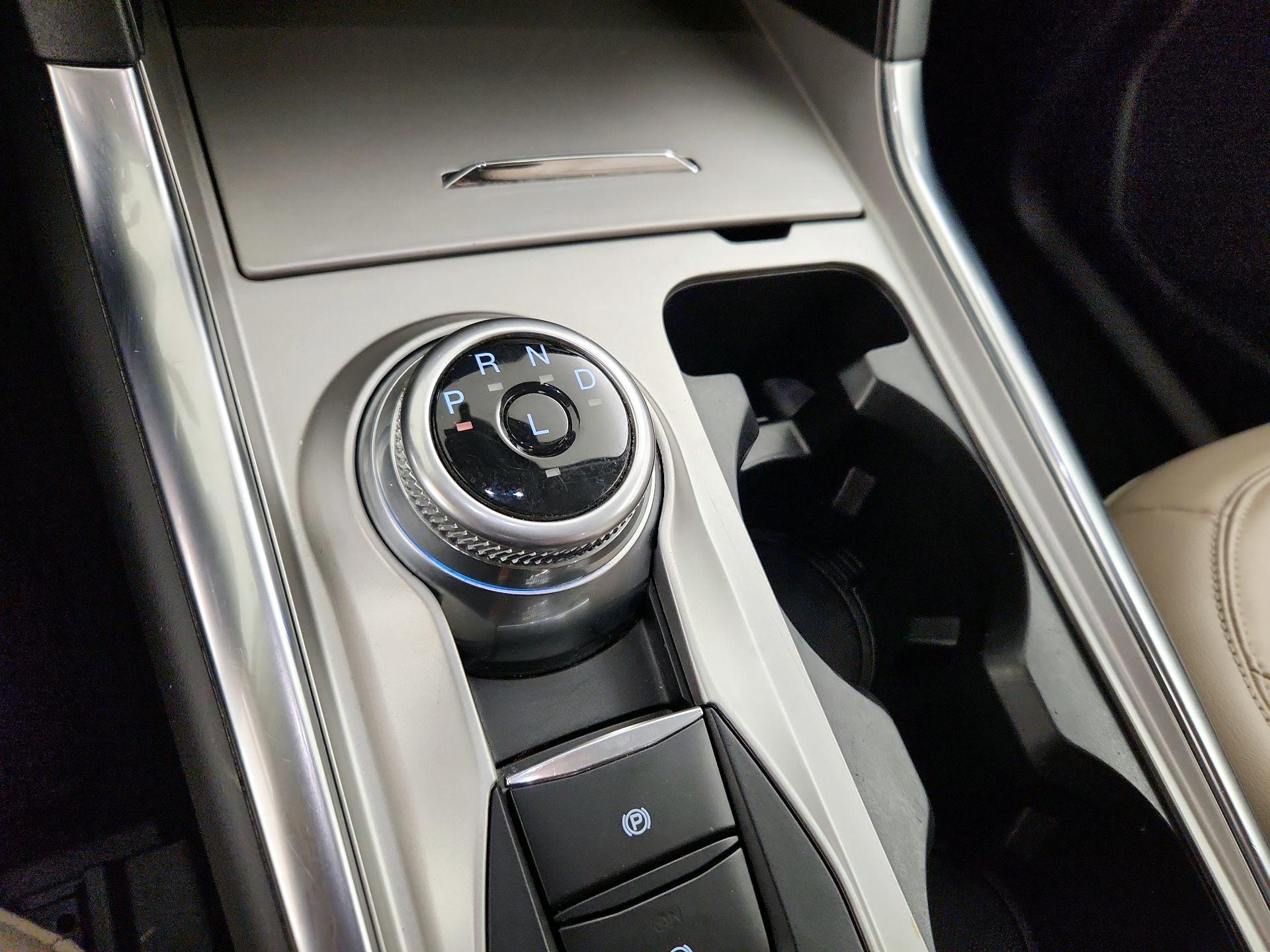 Thumbnail: 2023 Ford Explorer - 17