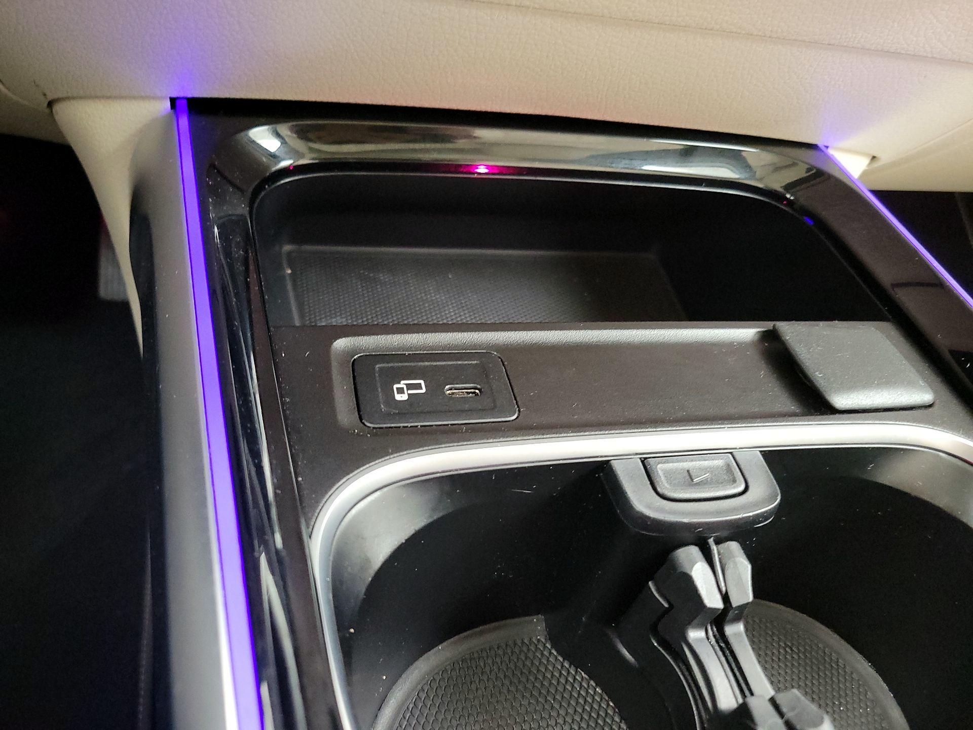 Thumbnail: 2023 Mercedes-Benz GLB - 18