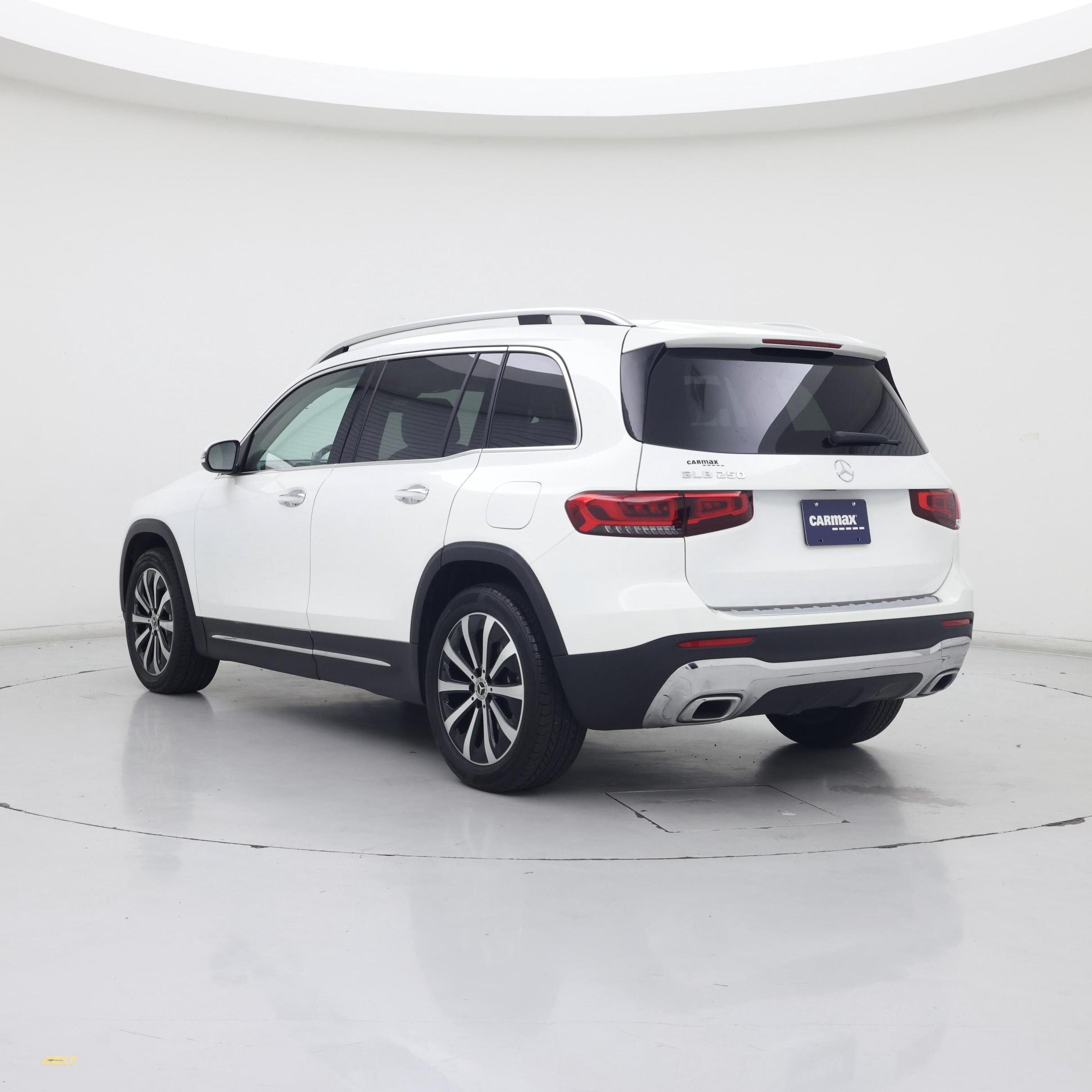 Thumbnail: 2023 Mercedes-Benz GLB - 2