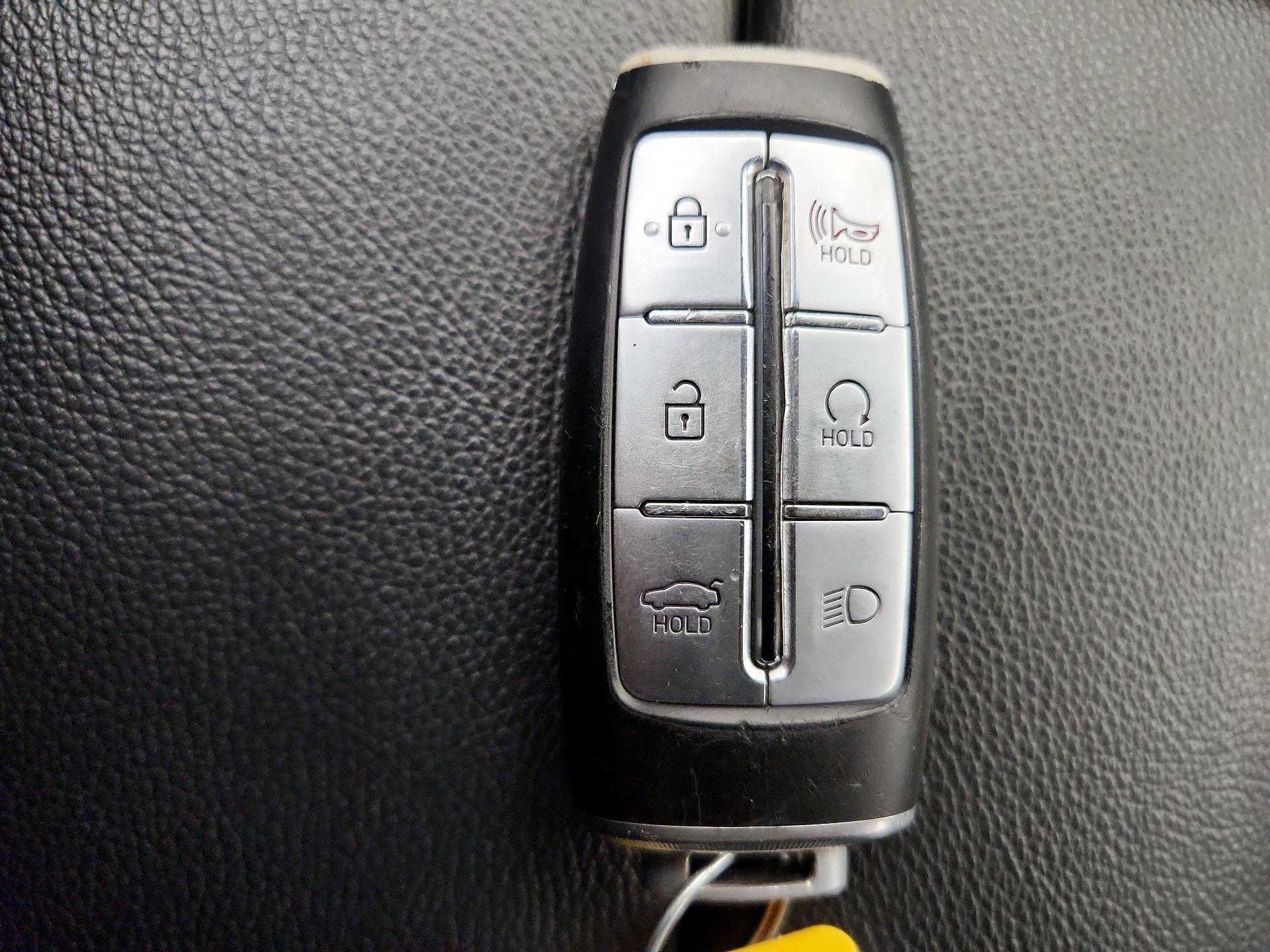 Thumbnail: 2023 Genesis G80 - 18