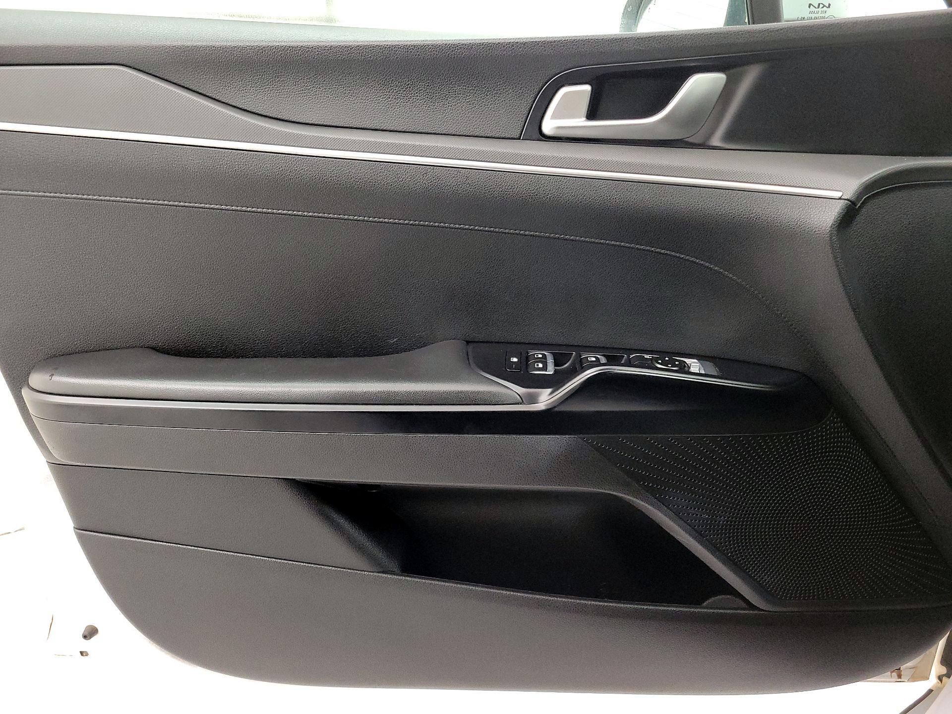 Thumbnail: 2022 Kia K5 - 12