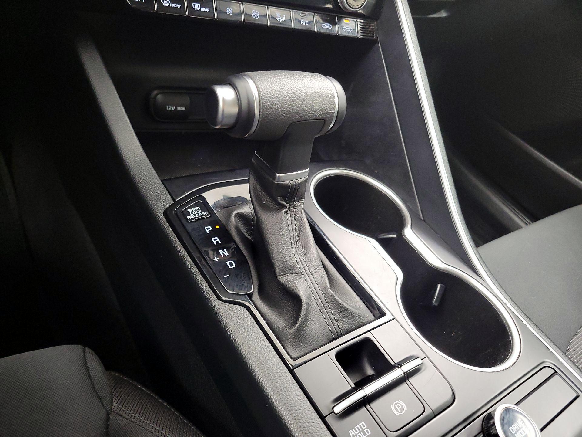 Thumbnail: 2022 Kia K5 - 17