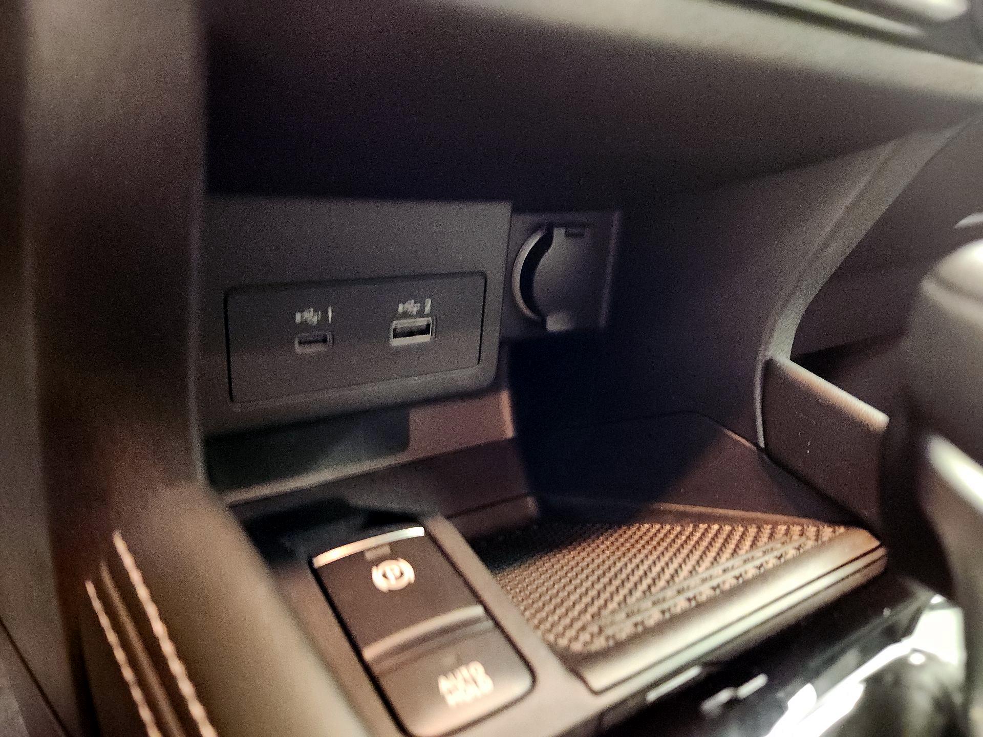 Thumbnail: 2023 Nissan Kicks - 18