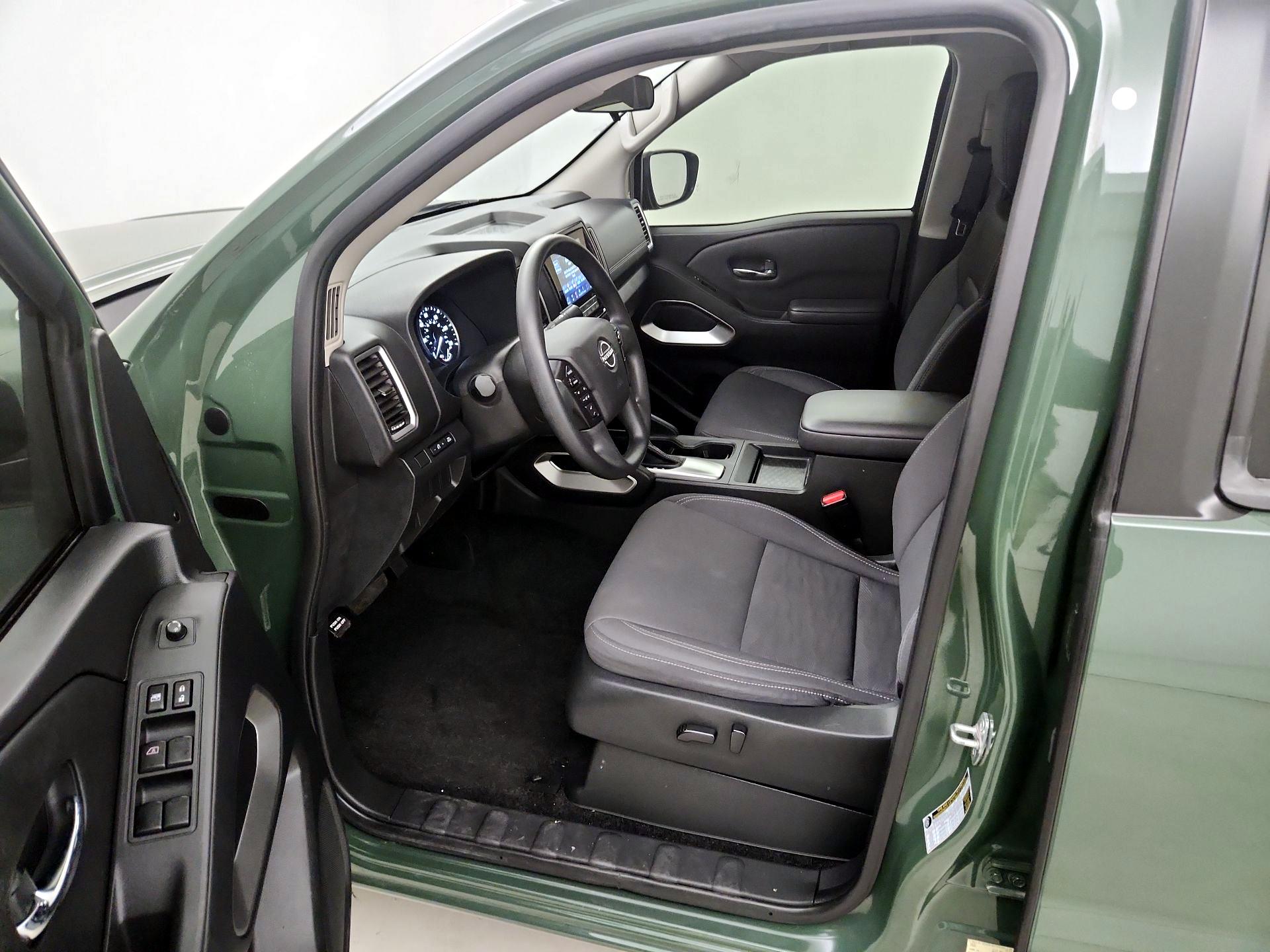 Thumbnail: 2023 Nissan Frontier - 11