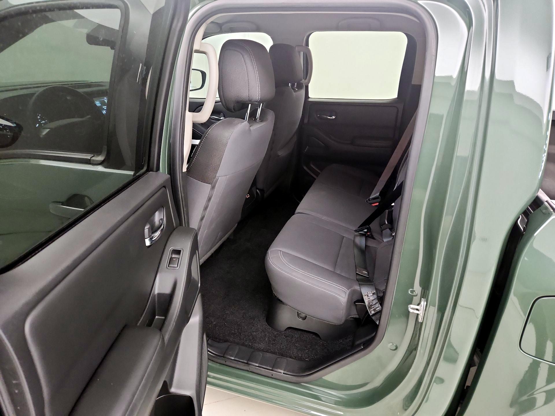 Thumbnail: 2023 Nissan Frontier - 19