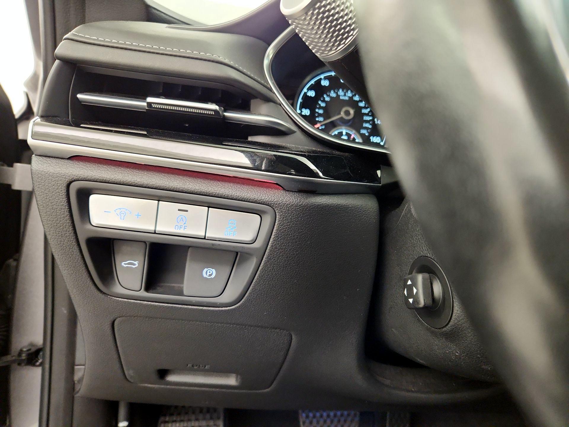 Thumbnail: 2023 Genesis G80 - 13