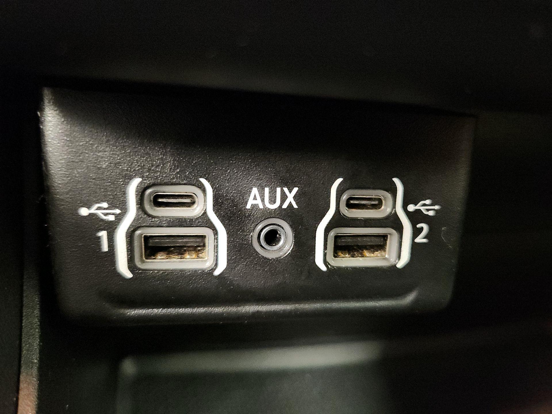 Thumbnail: 2023 Dodge Durango - 19