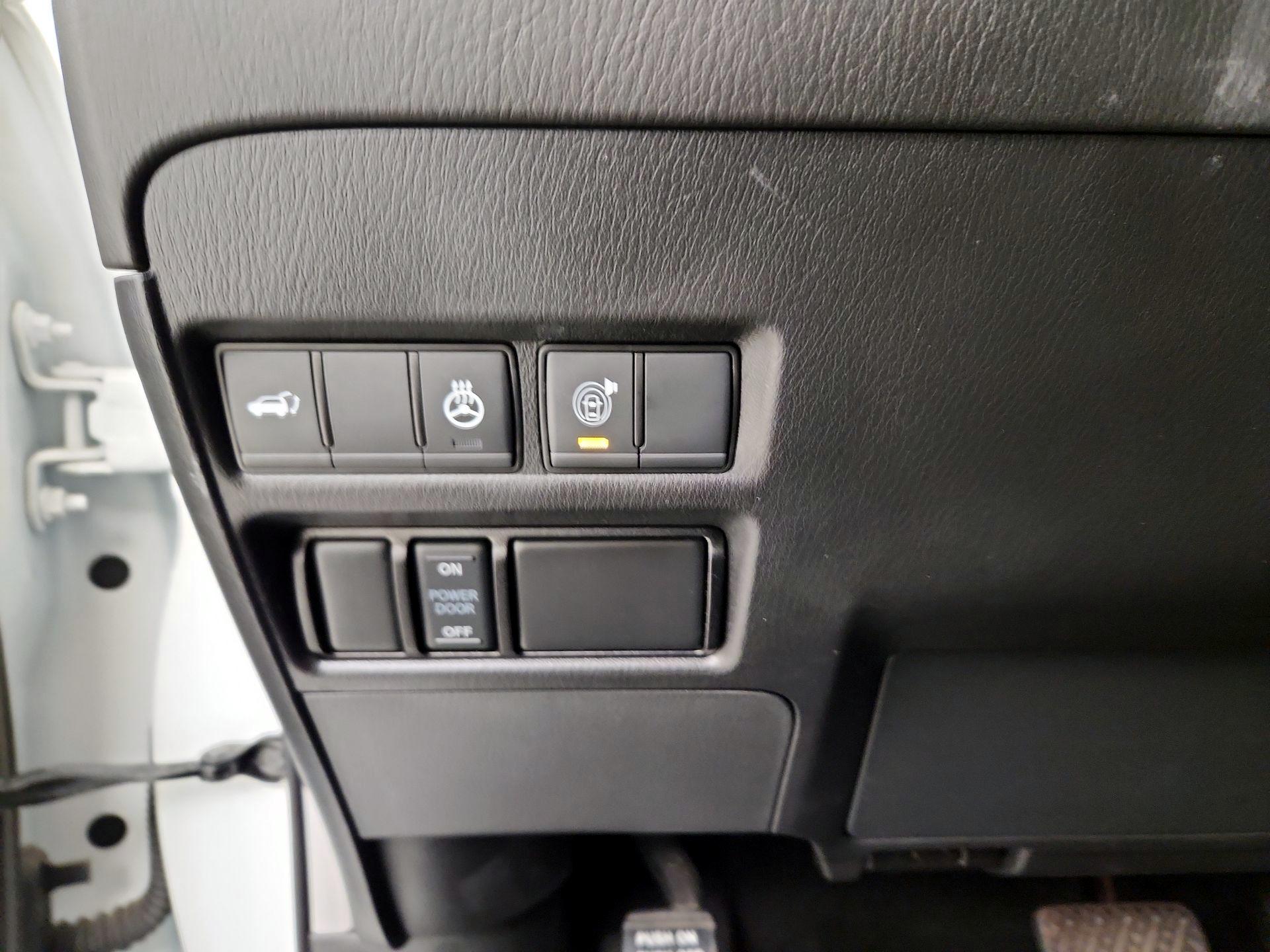 Thumbnail: 2024 INFINITI QX80 - 13