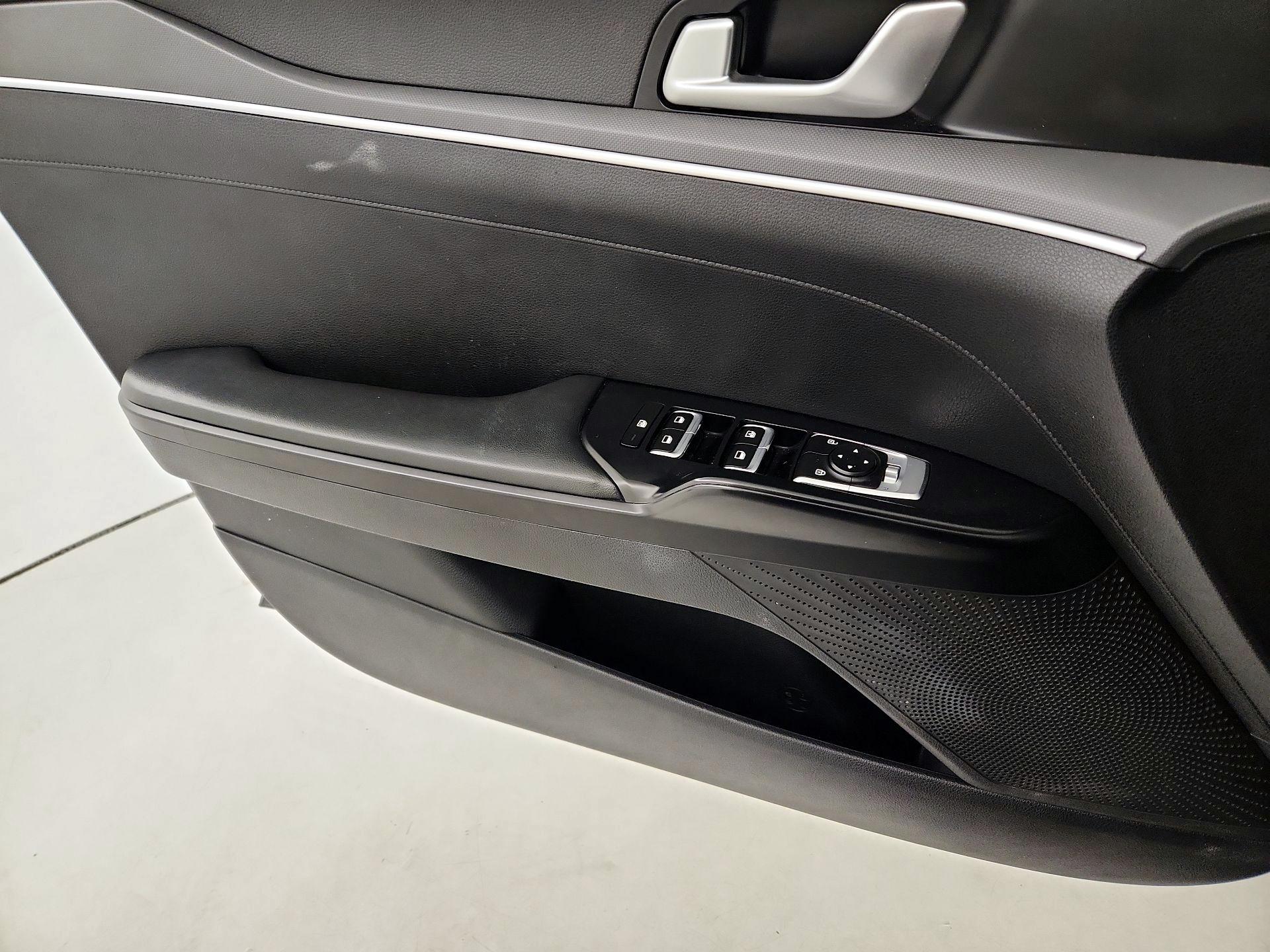 Thumbnail: 2022 Kia K5 - 12