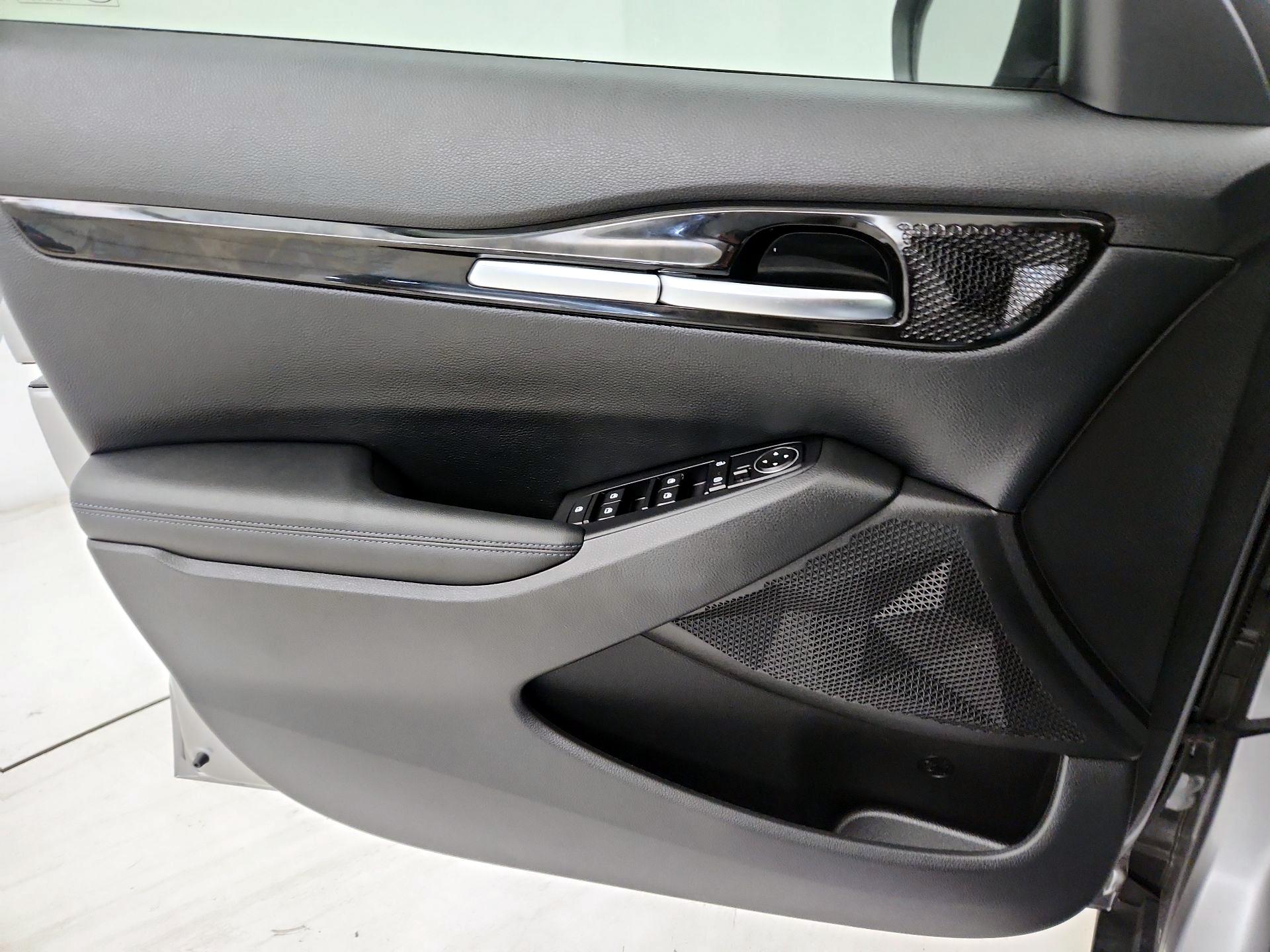 Thumbnail: 2021 Kia Seltos - 12