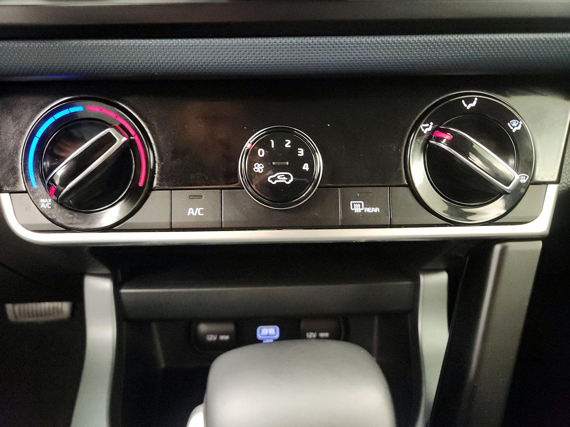 Thumbnail: 2021 Kia Seltos - 14