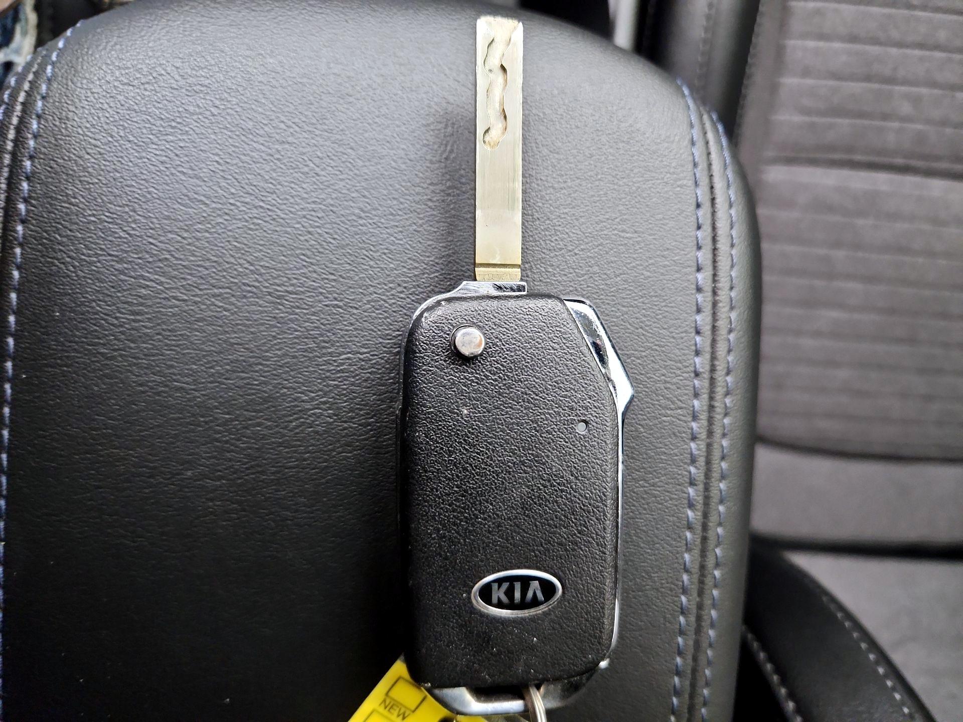 Thumbnail: 2021 Kia Seltos - 18