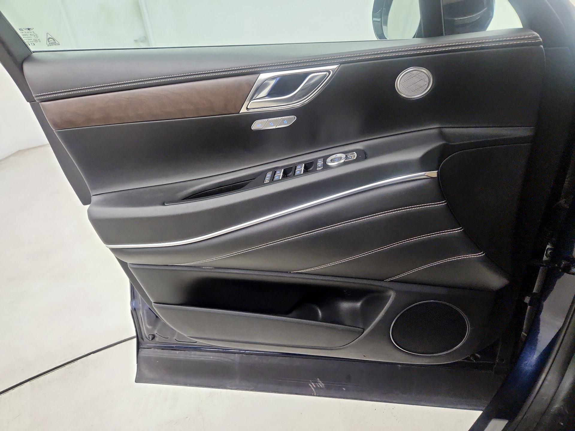 Thumbnail: 2024 Genesis GV80 - 10