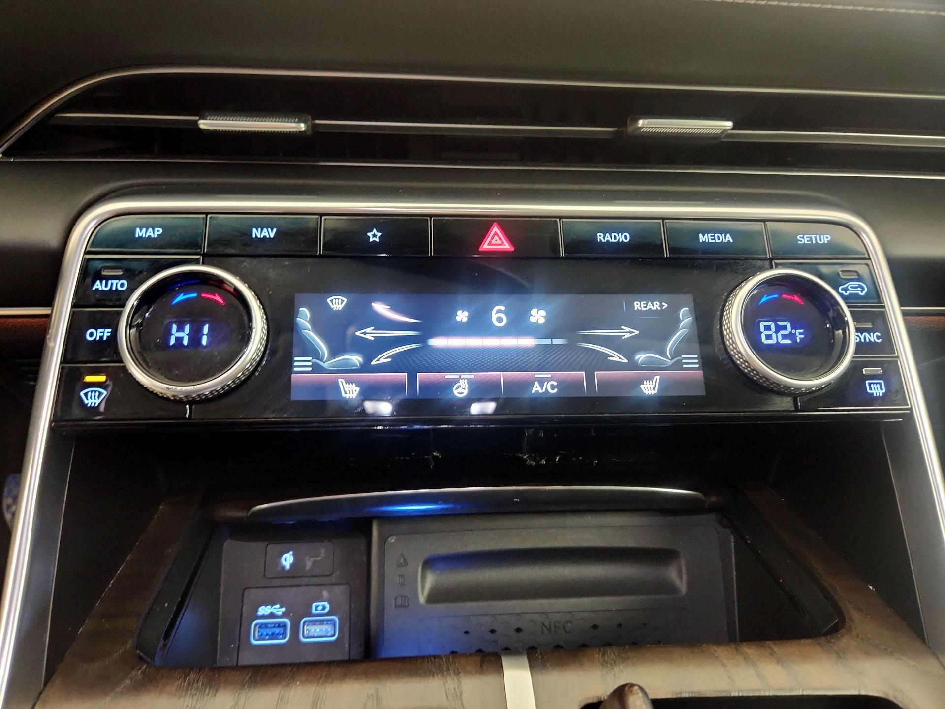 Thumbnail: 2024 Genesis GV80 - 15