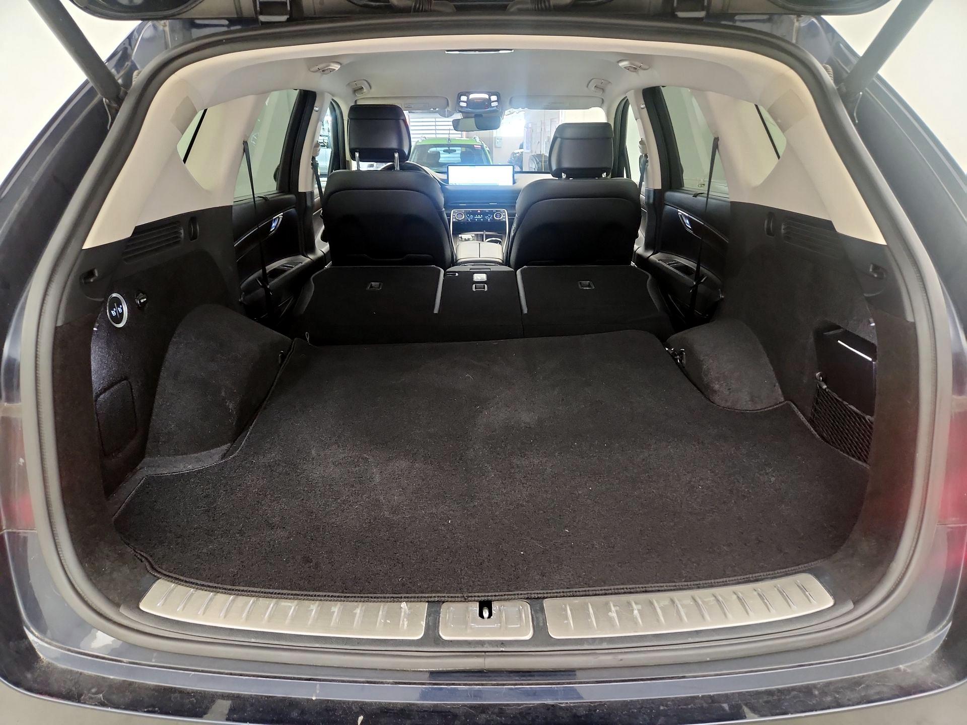 Thumbnail: 2024 Genesis GV80 - 19