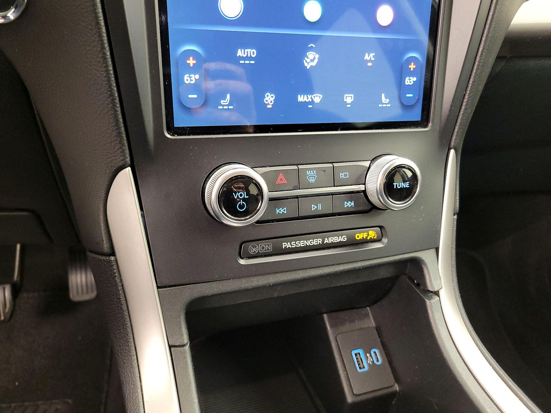 Thumbnail: 2024 Ford Edge - 16