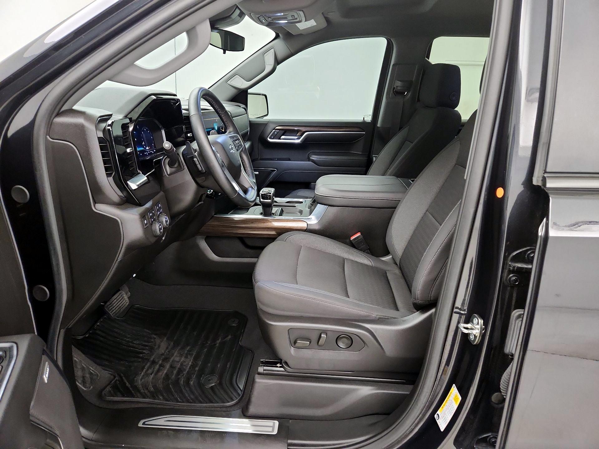 Thumbnail: 2024 Chevrolet Silverado 1500 - 11